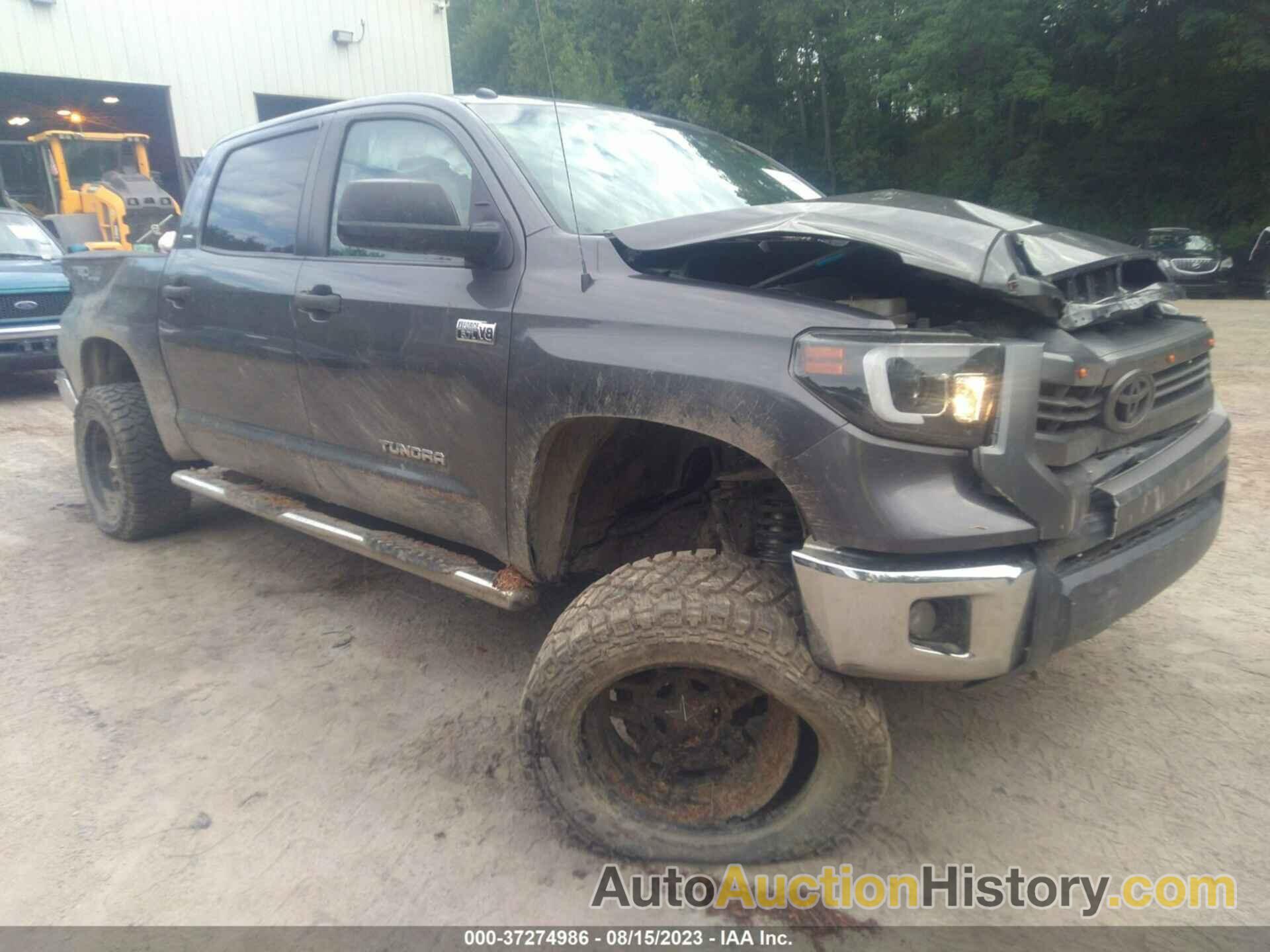 TOYOTA TUNDRA 4WD TRUCK SR5, 5TFDY5F17EX405696