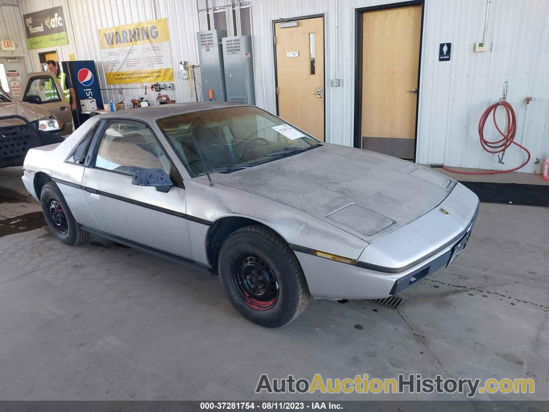 PONTIAC FIERO, 1G2PE37R0FP271909