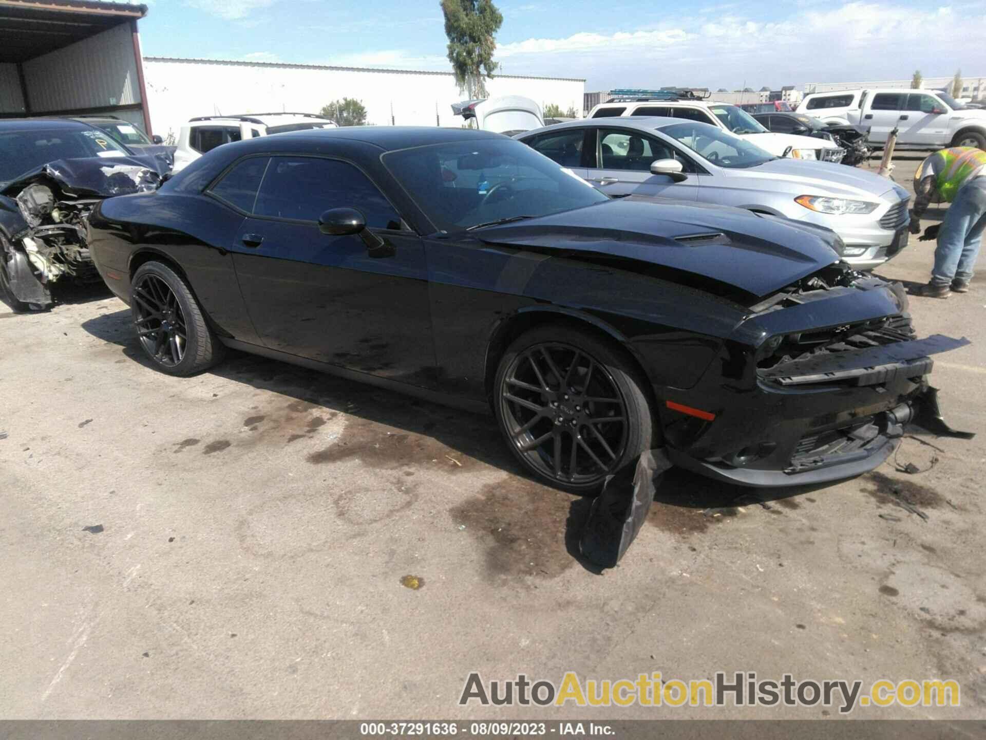 DODGE CHALLENGER SXT, 2C3CDZAGXGH184522