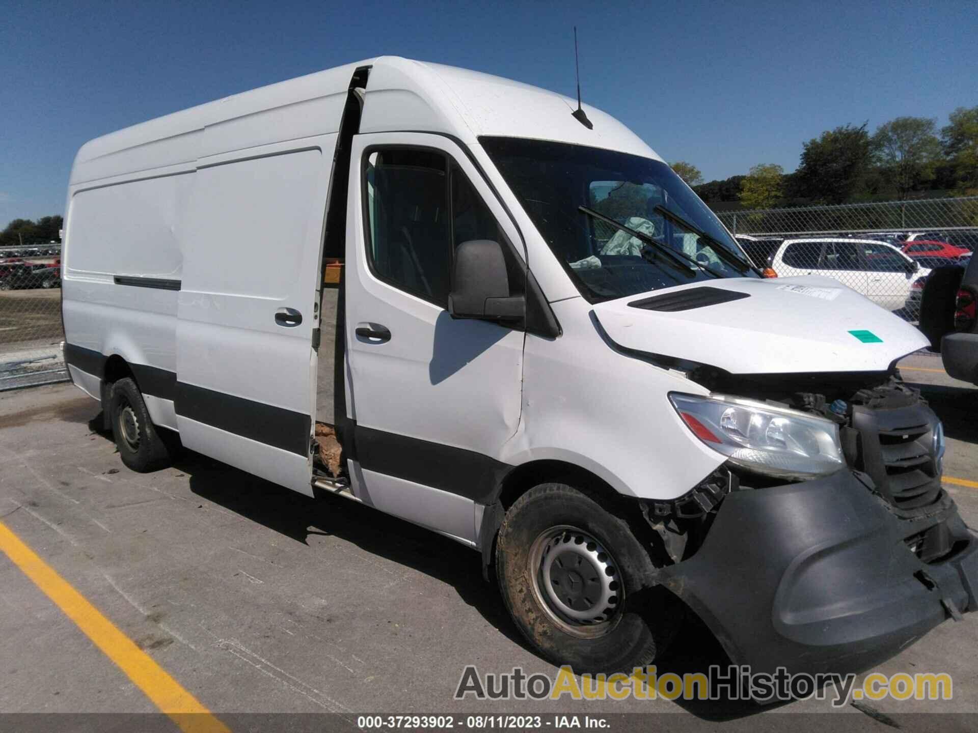 MERCEDES-BENZ SPRINTER CARGO VAN, WD3PF1CD9KP029759