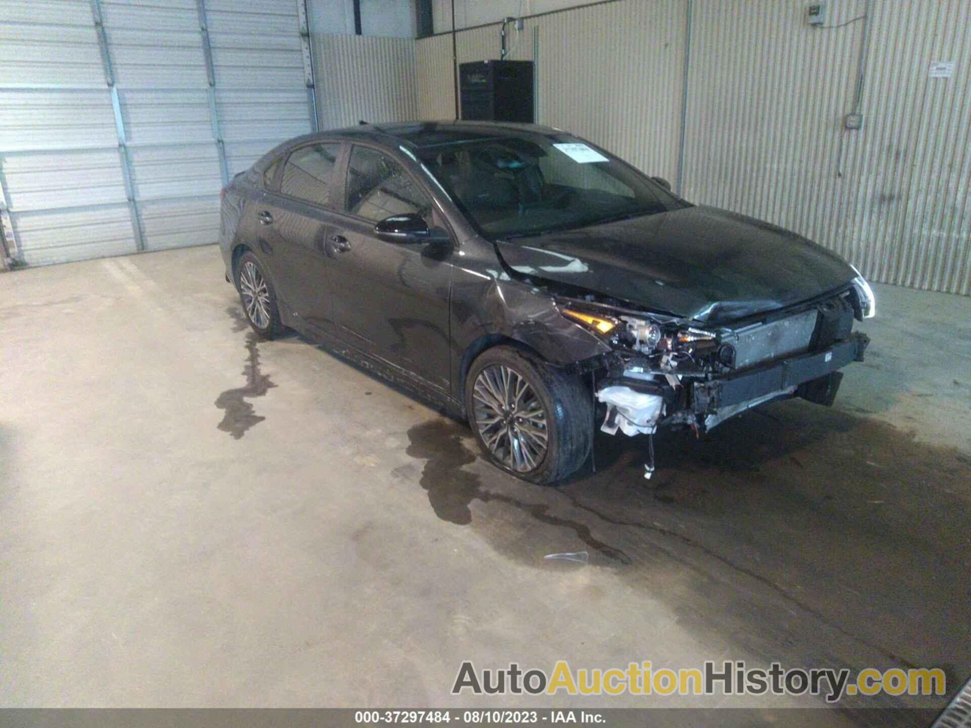 KIA FORTE GT-LINE, 3KPF54AD8NE448179