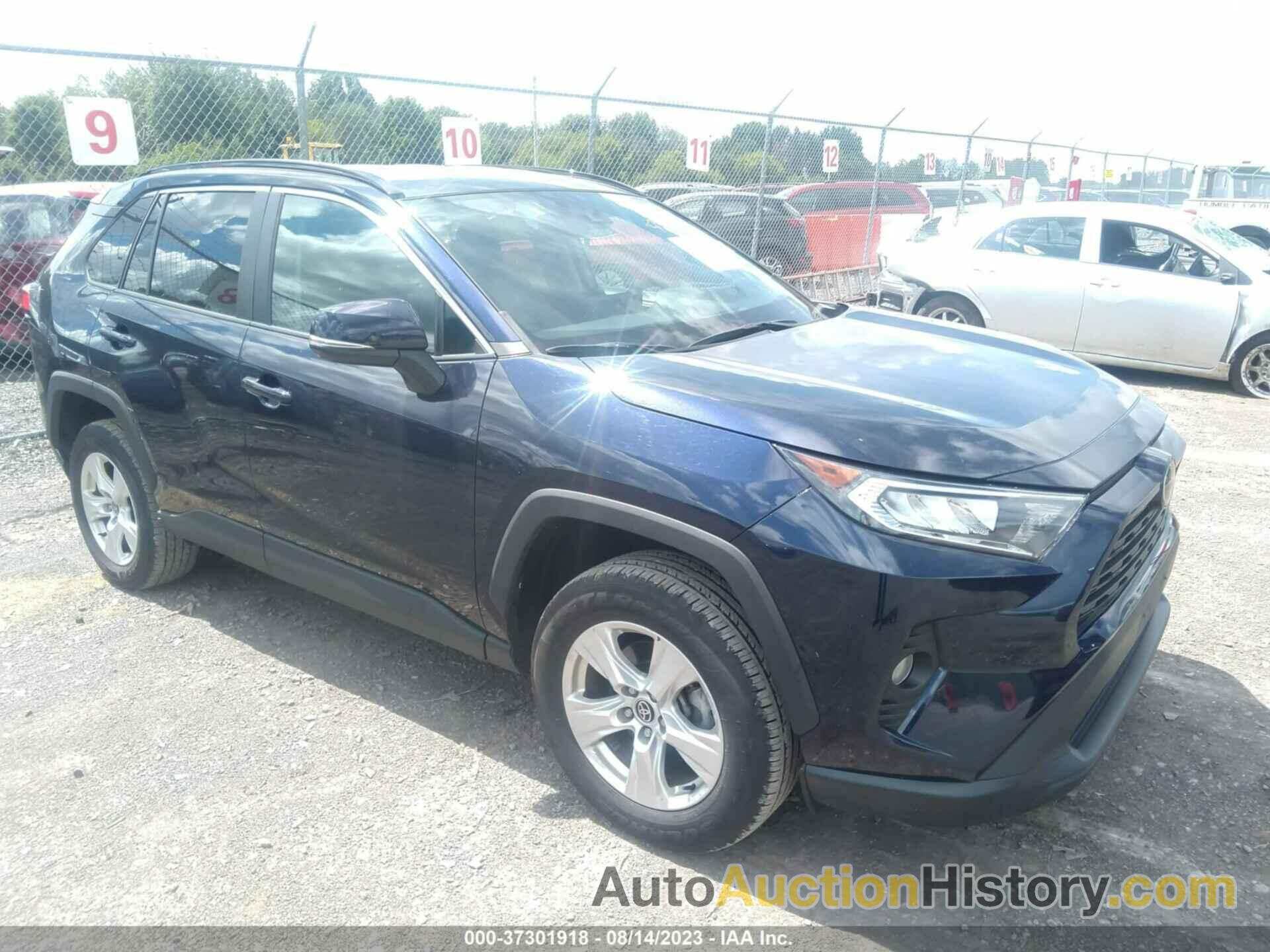 TOYOTA RAV4 XLE, 2T3P1RFV1MW219277