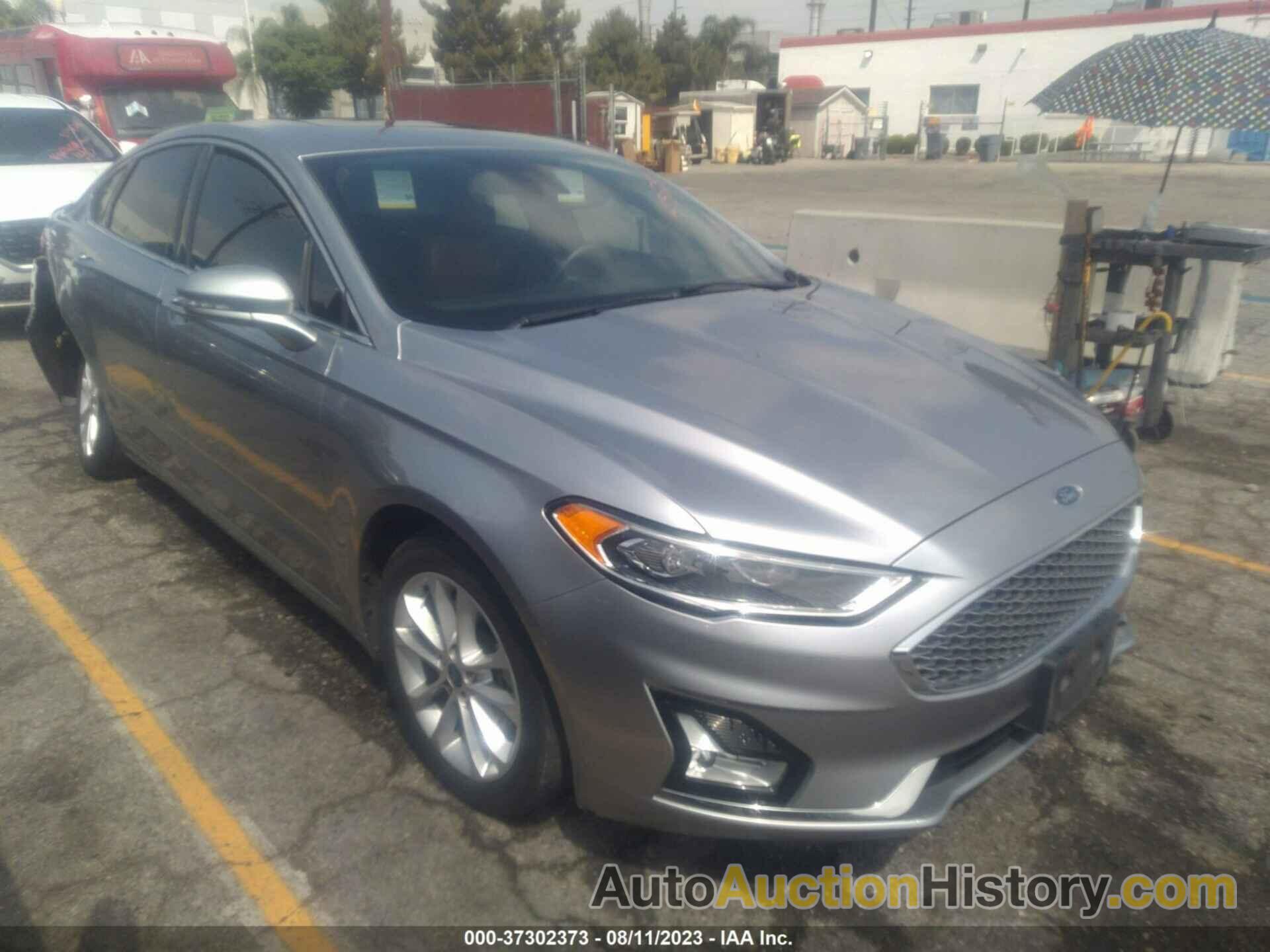 FORD FUSION ENERGI TITANIUM, 3FA6P0SU7LR132592