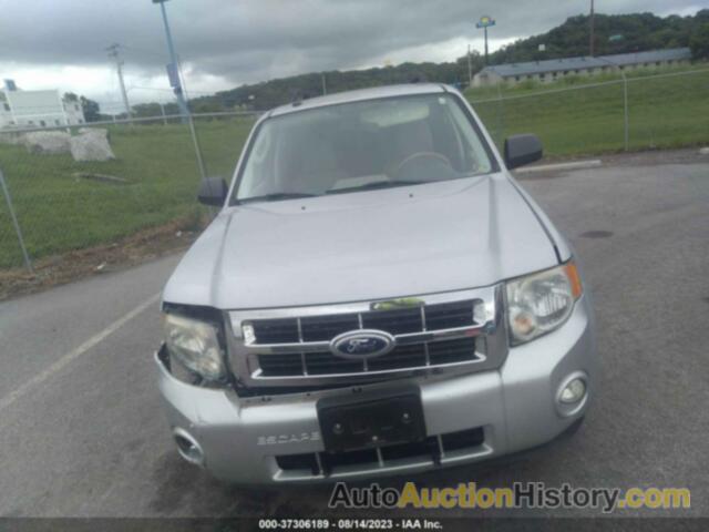 FORD ESCAPE XLT, 1FMCU0D76BKA87625