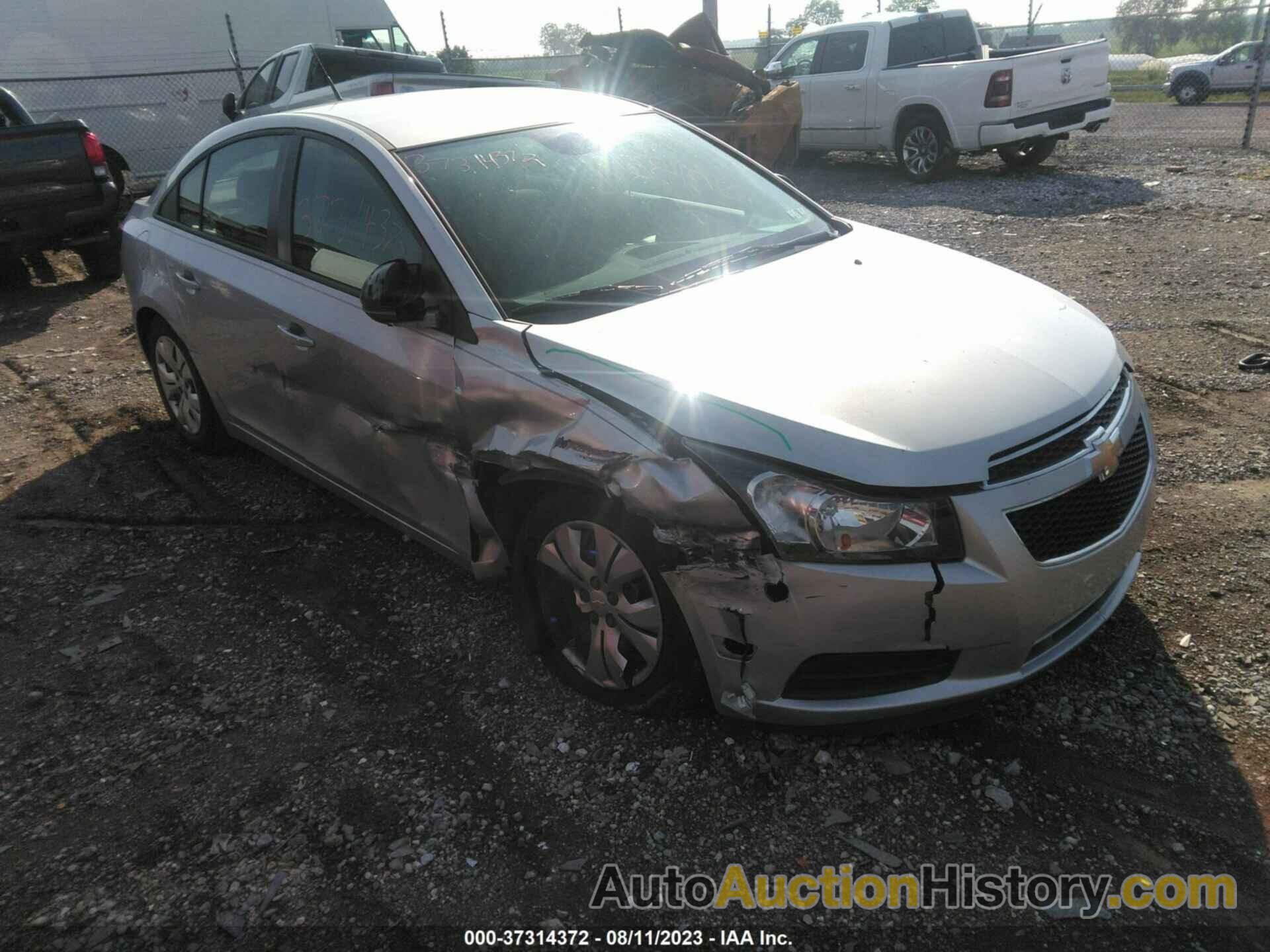 CHEVROLET CRUZE LS, 1G1PA5SG5D7259687