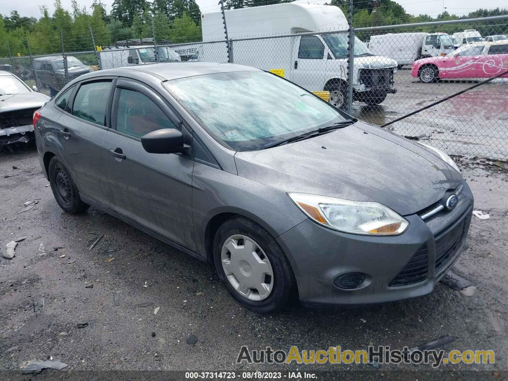 FORD FOCUS S, 1FADP3E21DL358467