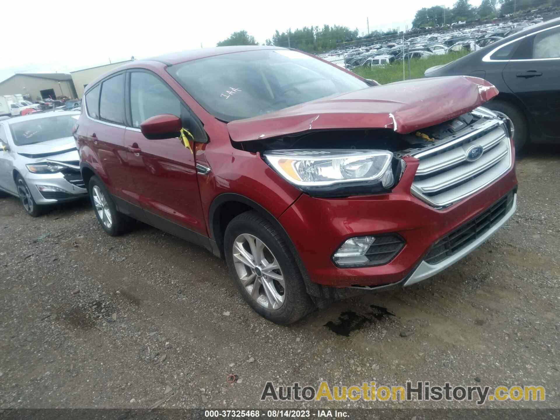 FORD ESCAPE SE, 1FMCU9GDXKUB54611