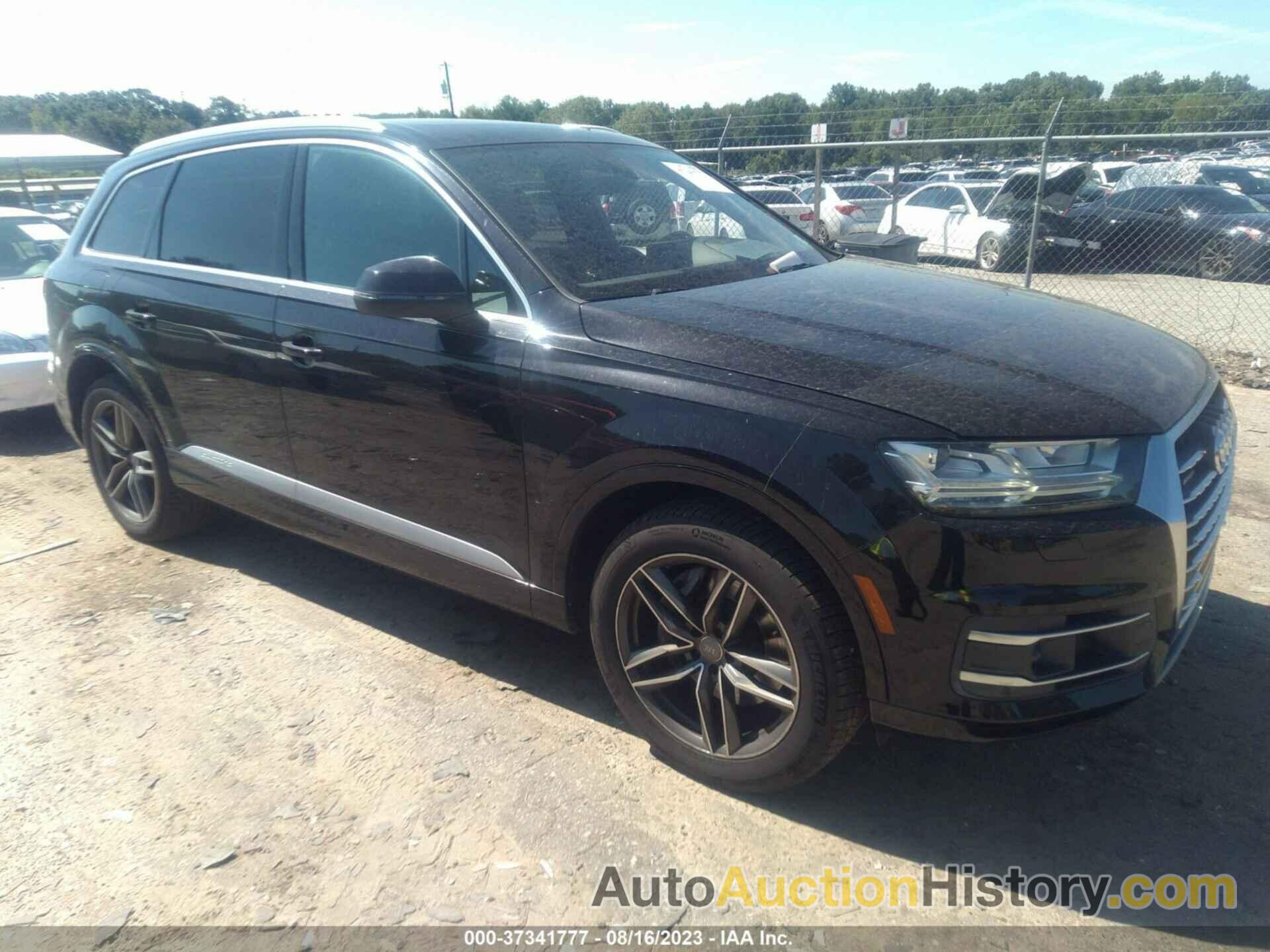 AUDI Q7 PRESTIGE, WA1VAAF73HD024269