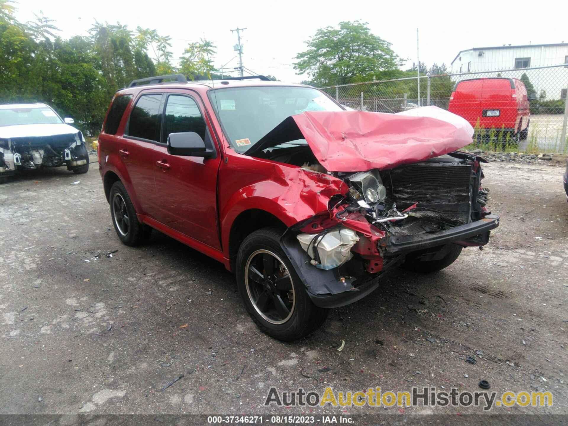 FORD ESCAPE XLT, 1FMCU9DG0CKB37635