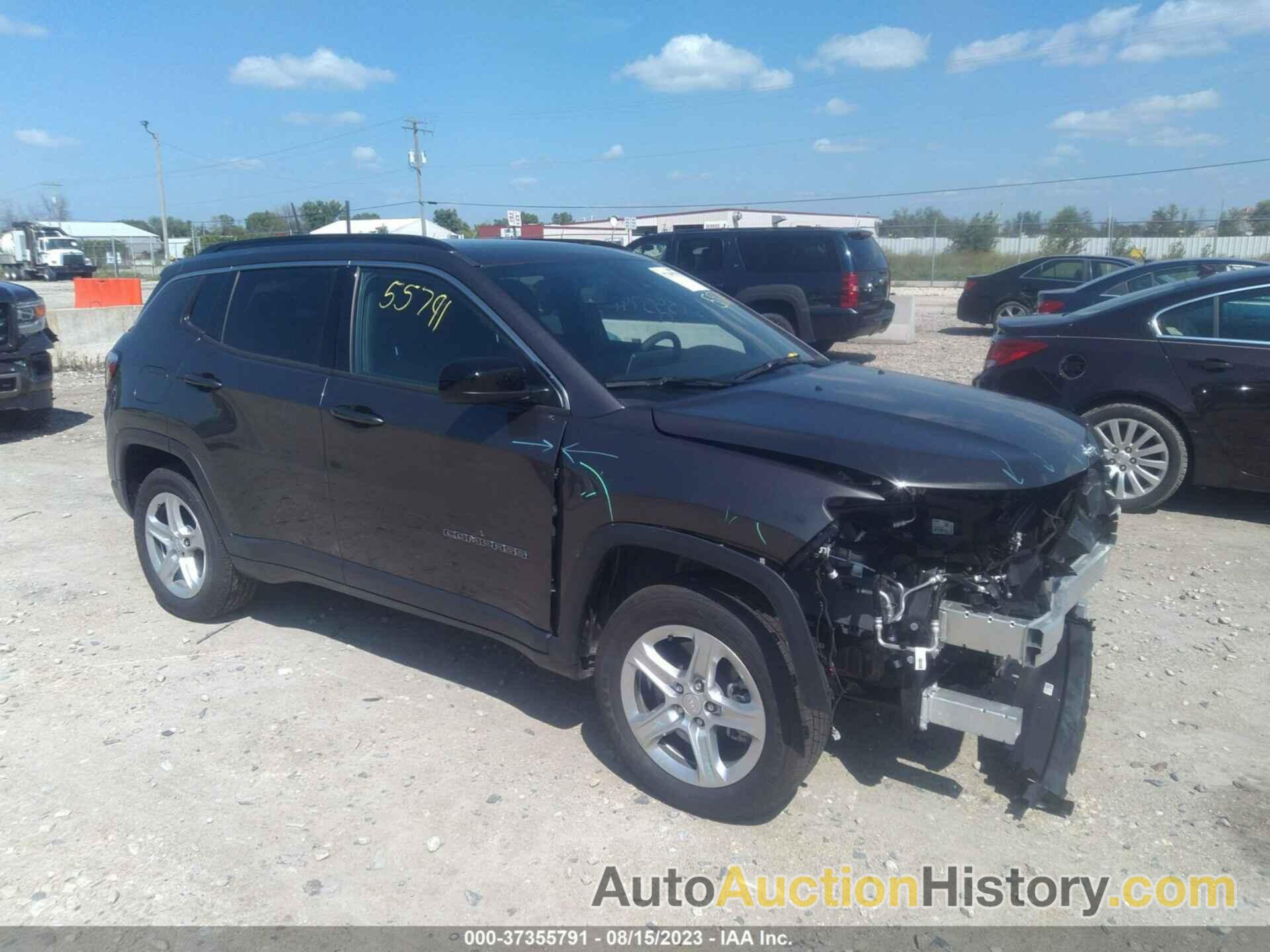 JEEP COMPASS LATITUDE, 3C4NJDBN4PT508195