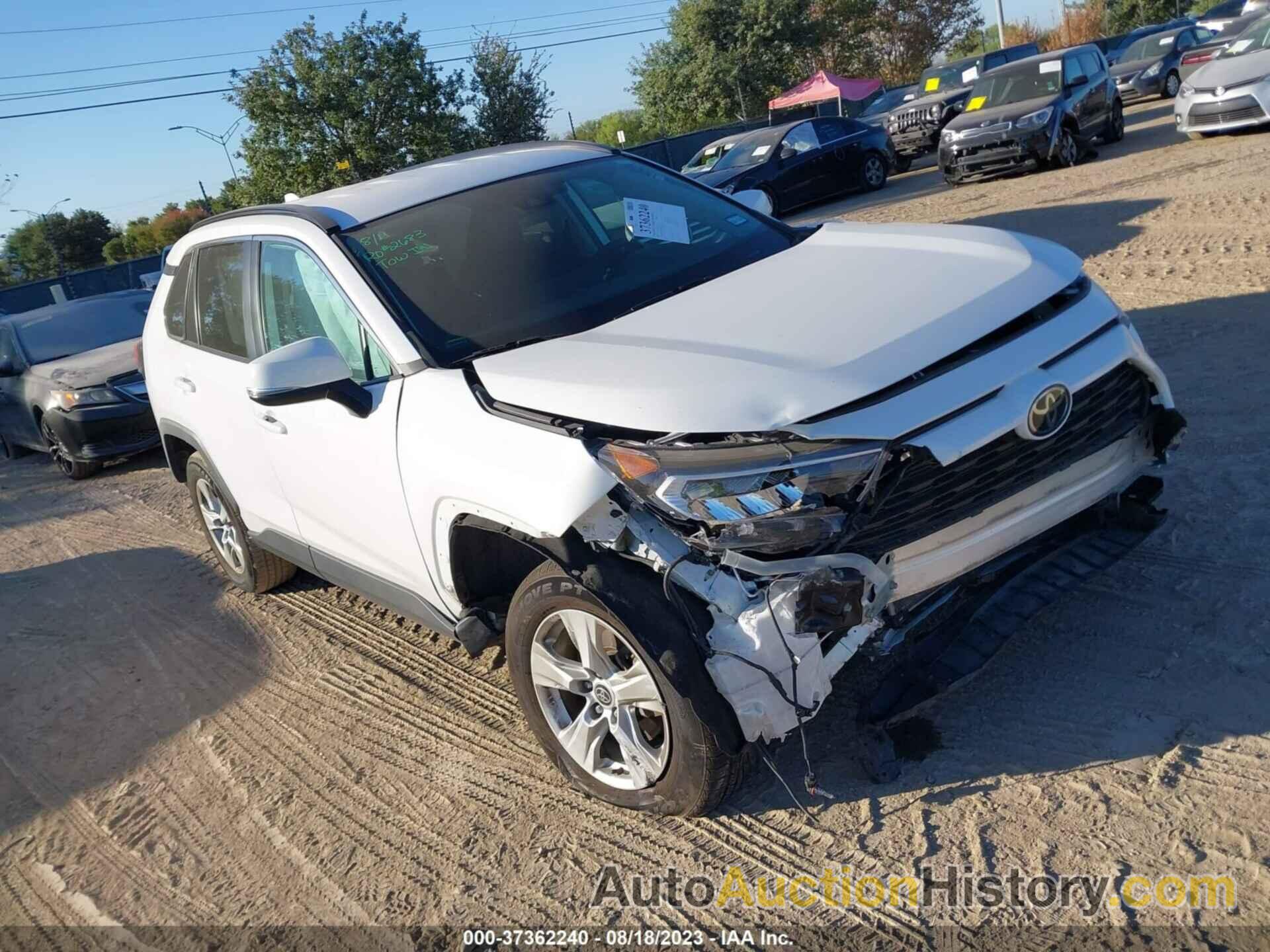 TOYOTA RAV4 XLE, 2T3W1RFVXMW128147