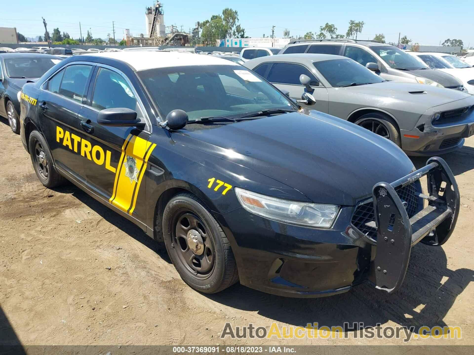 FORD SEDAN POLICE INTERCEPTOR, 1FAHP2M88DG152718