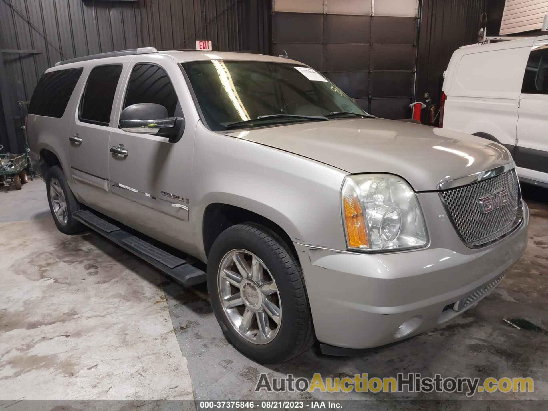 GMC YUKON XL DENALI, 1GKFK66887J407402