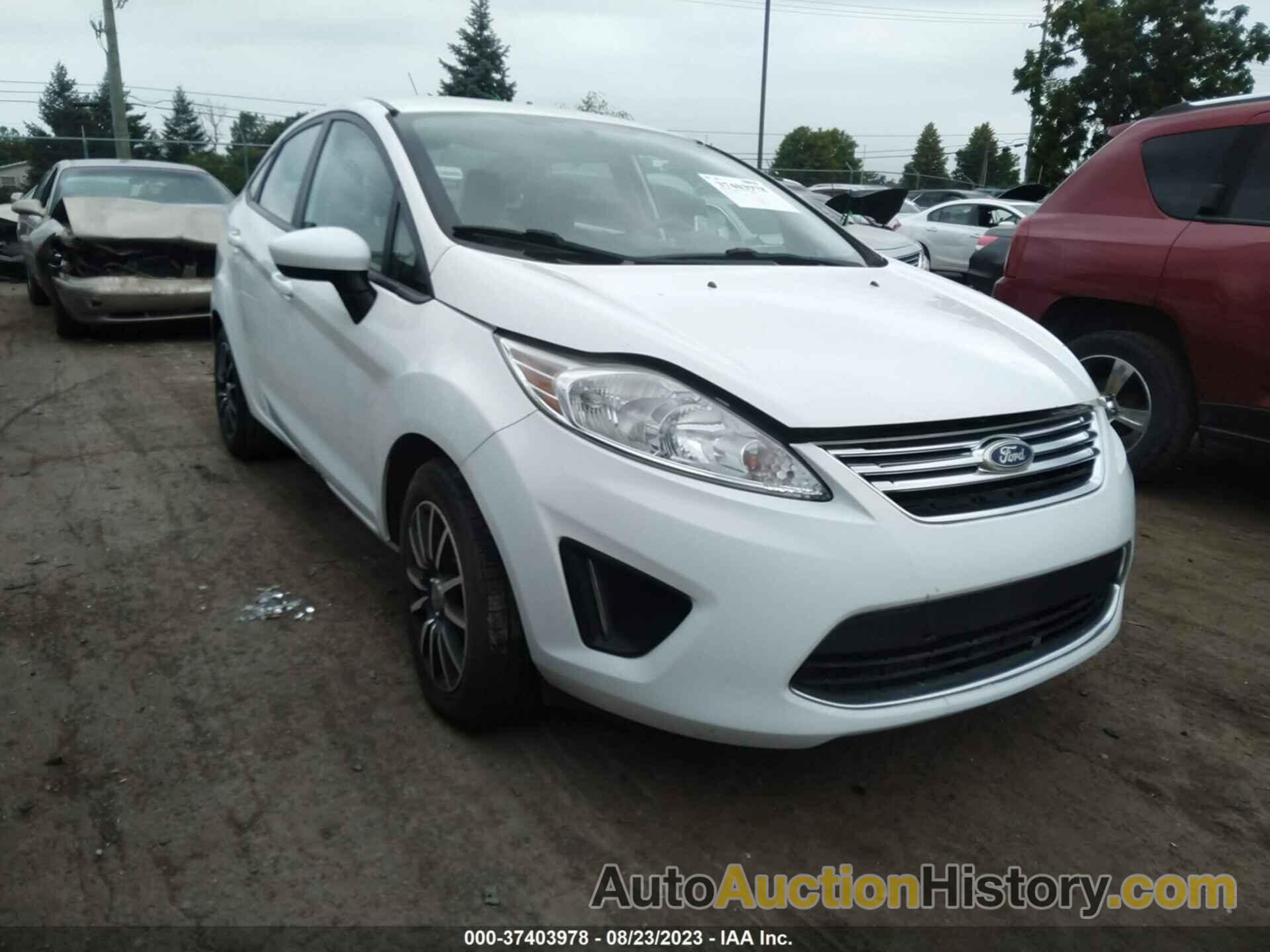 FORD FIESTA SE, 3FADP4BJ3BM116373