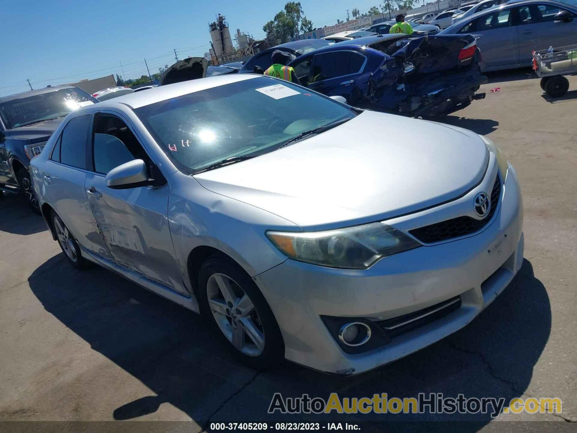 TOYOTA CAMRY L/LE/SE/XLE, 4T1BF1FK1CU084070