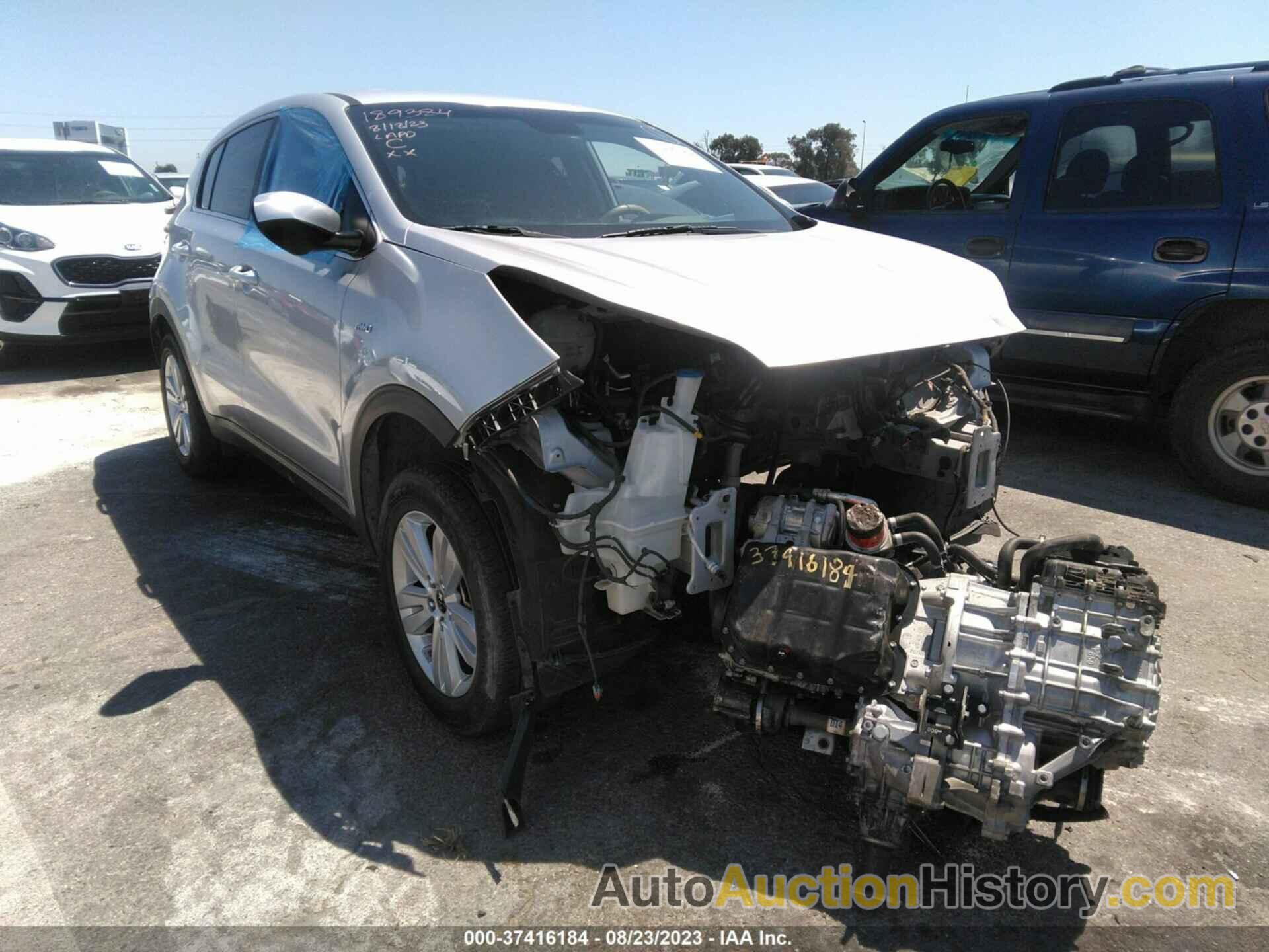 KIA SPORTAGE LX, KNDPMCAC9H7261059