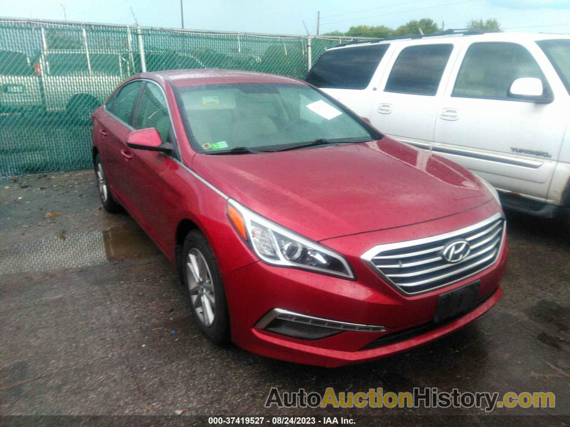 HYUNDAI SONATA 2.4L SE, 5NPE24AF7FH147888