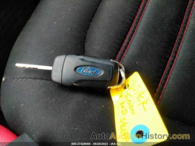 FORD FUSION SE, 3FA6P0HD8GR391072