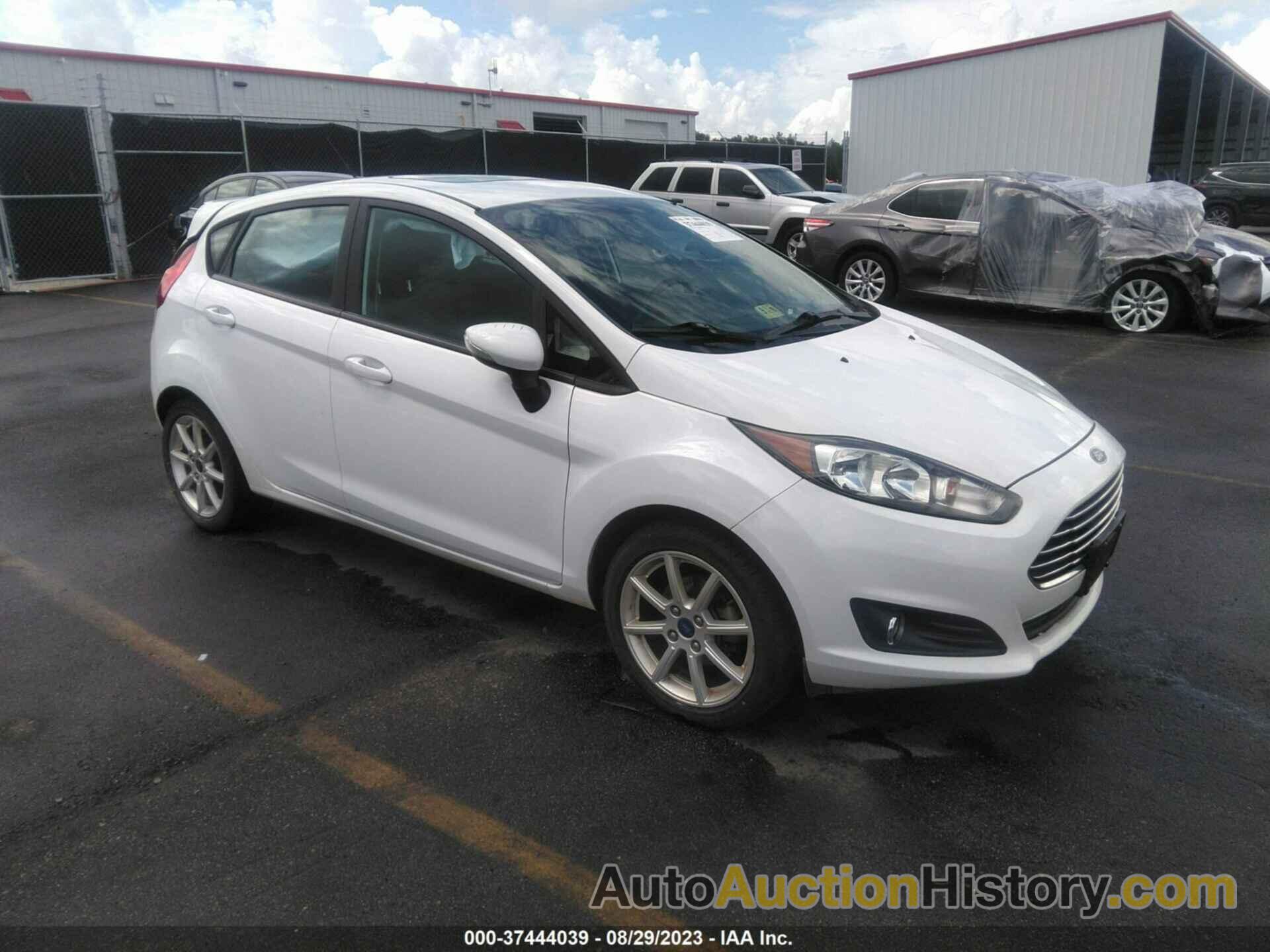 FORD FIESTA SE, 3FADP4EJ6FM223791