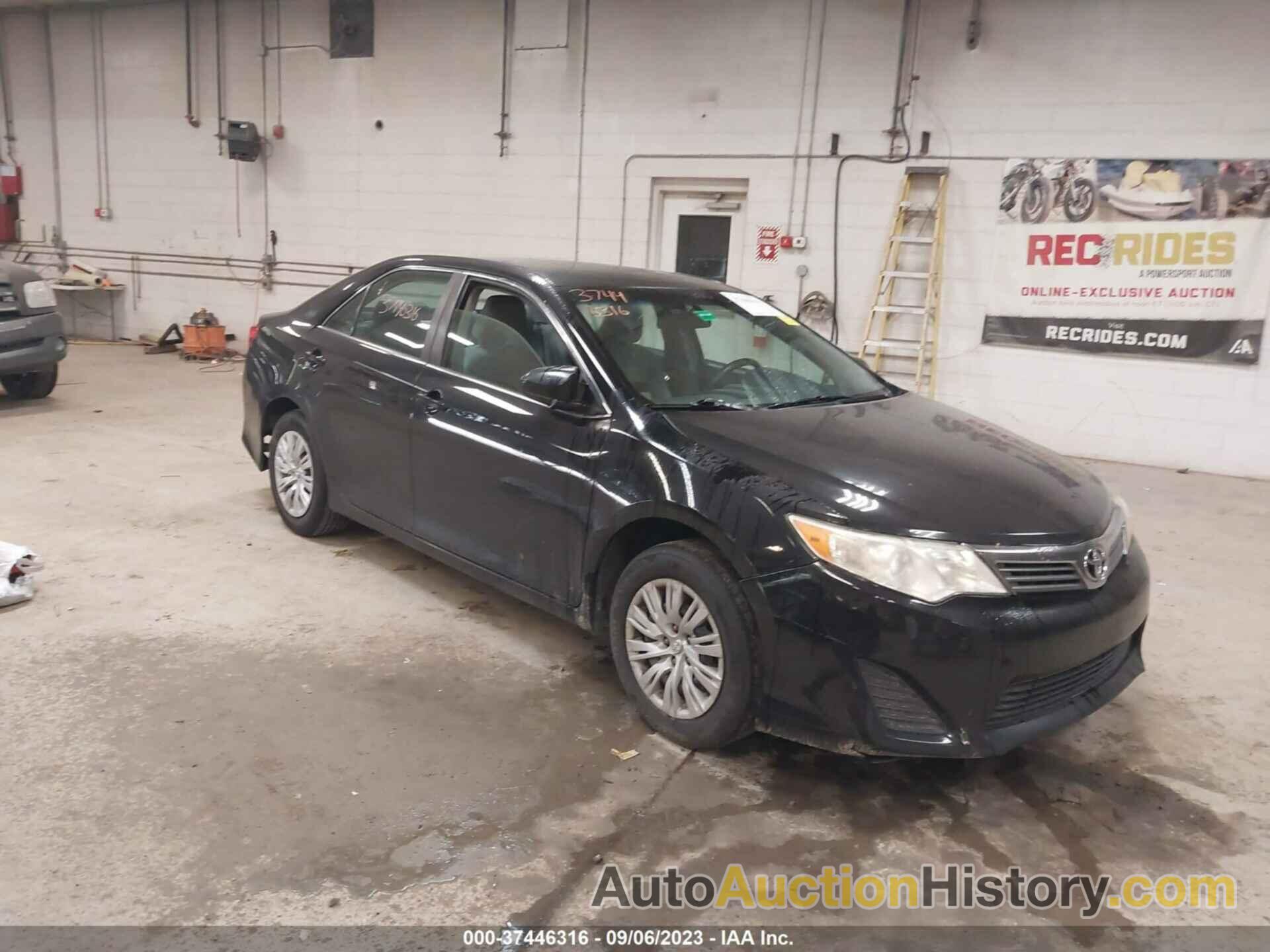 TOYOTA CAMRY L/LE/SE/XLE, 4T4BF1FK4CR160953