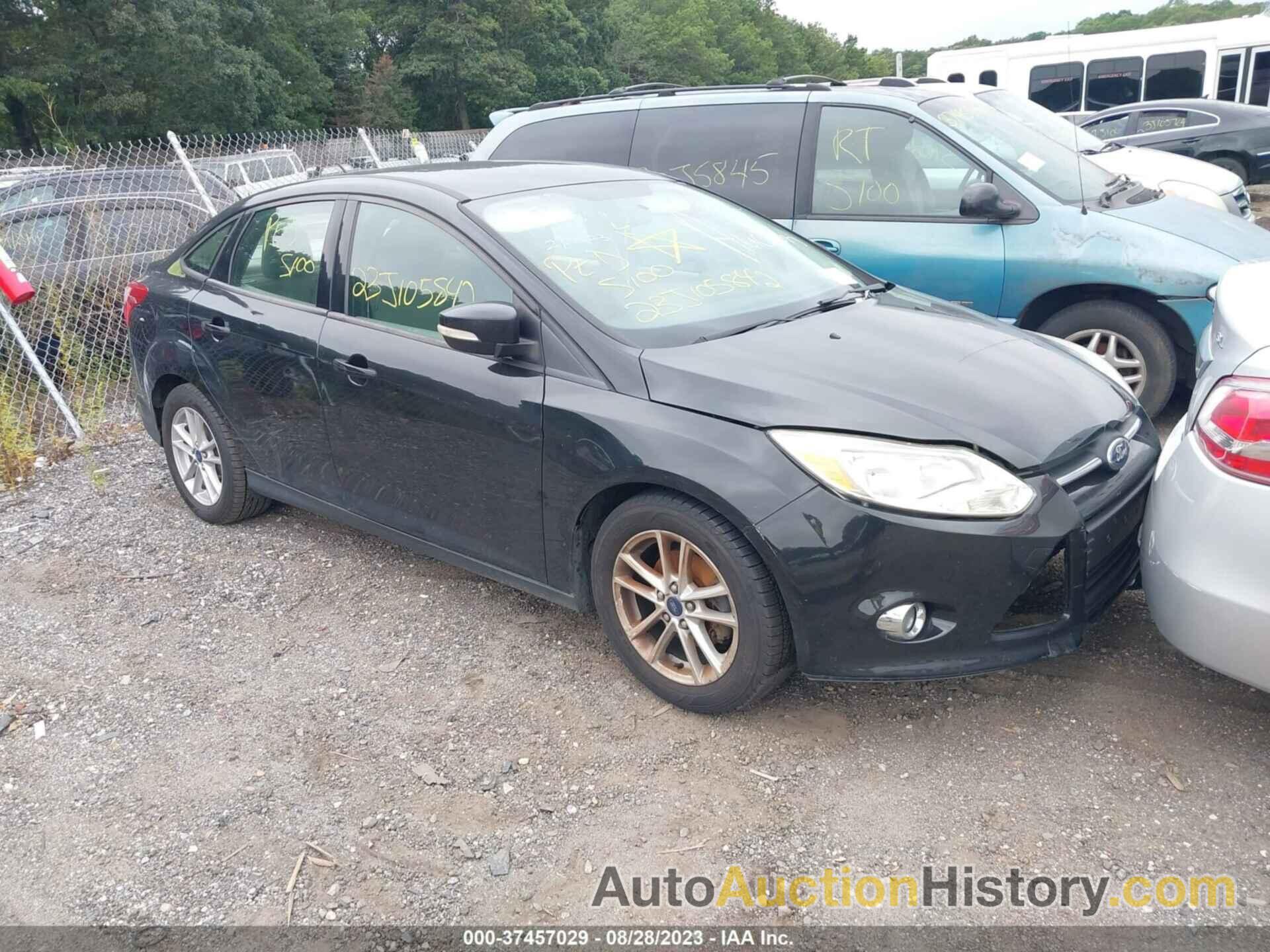 FORD FOCUS SE, 1FADP3F25EL397319