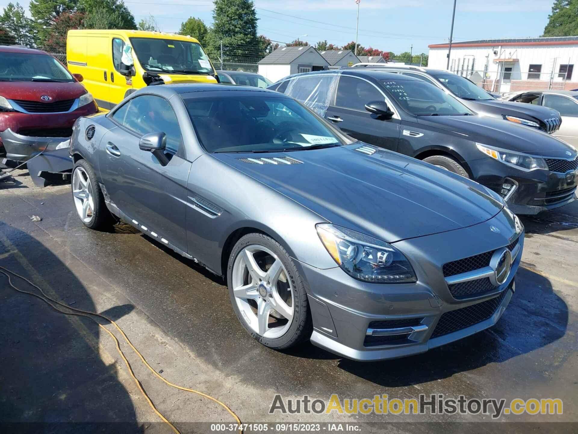 MERCEDES-BENZ SLK SLK 350, WDDPK5HA6GF121082