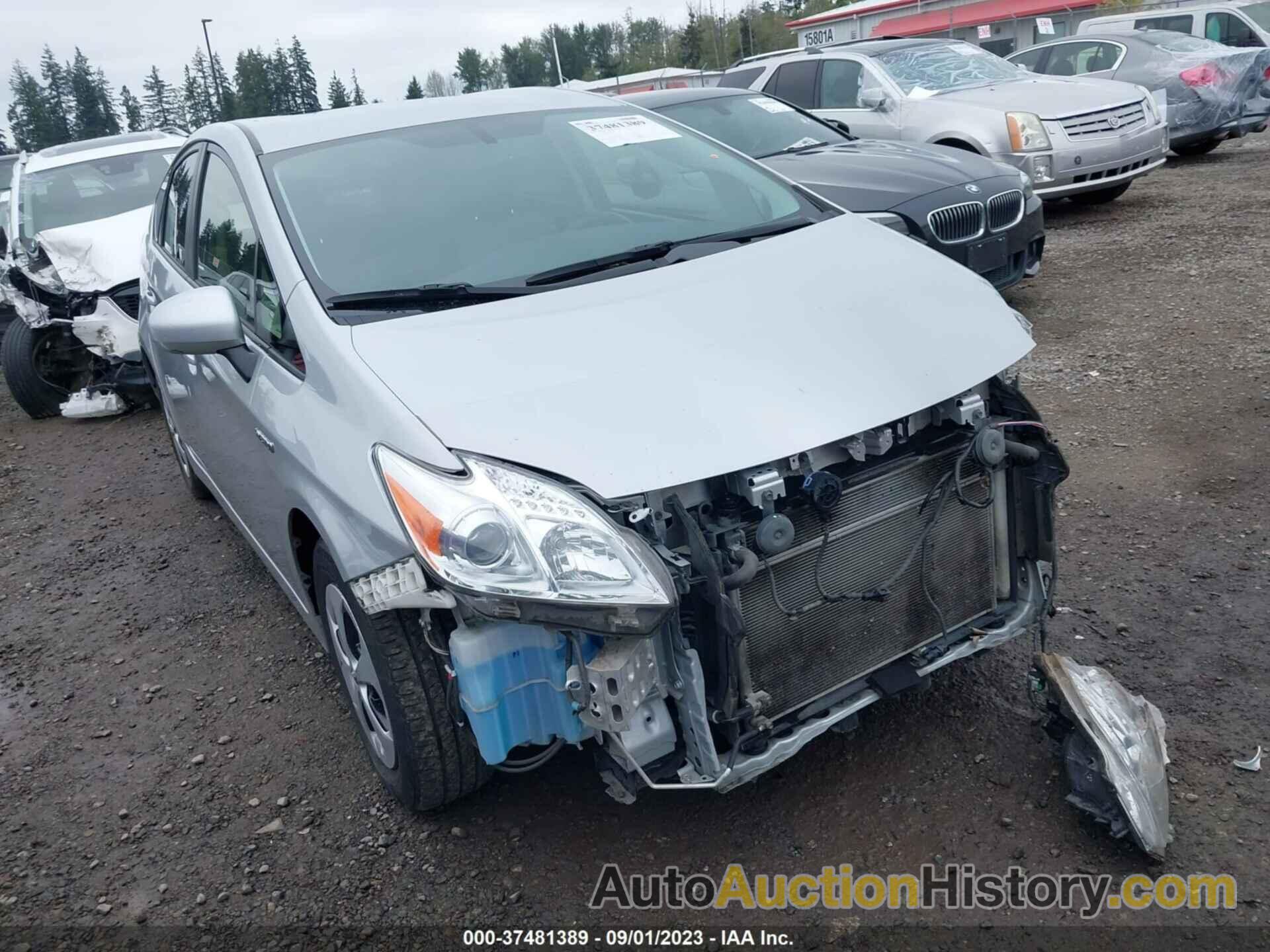 TOYOTA PRIUS FOUR, JTDKN3DU6F0452441