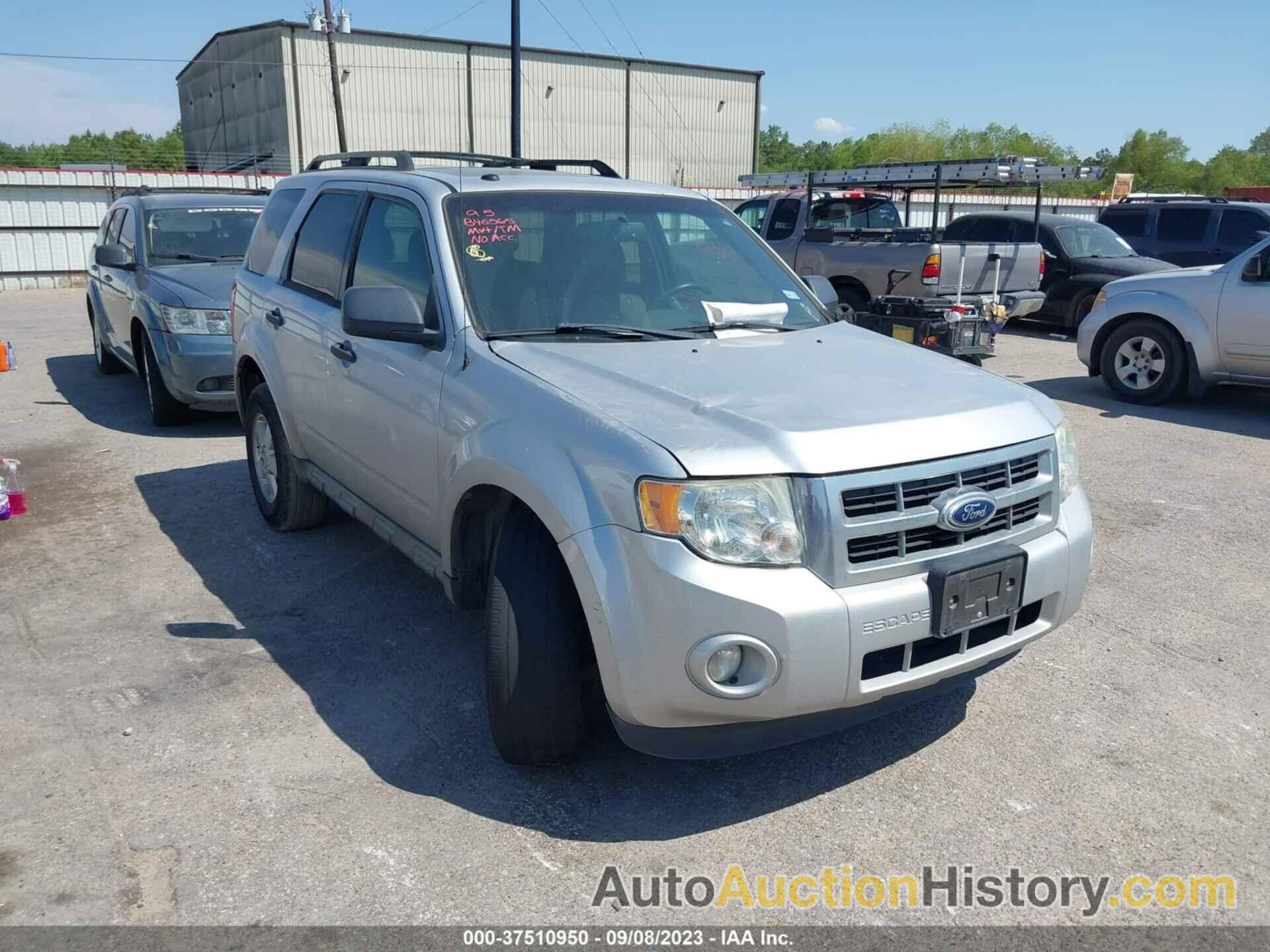 FORD ESCAPE XLT, 1FMCU0D73BKB46565