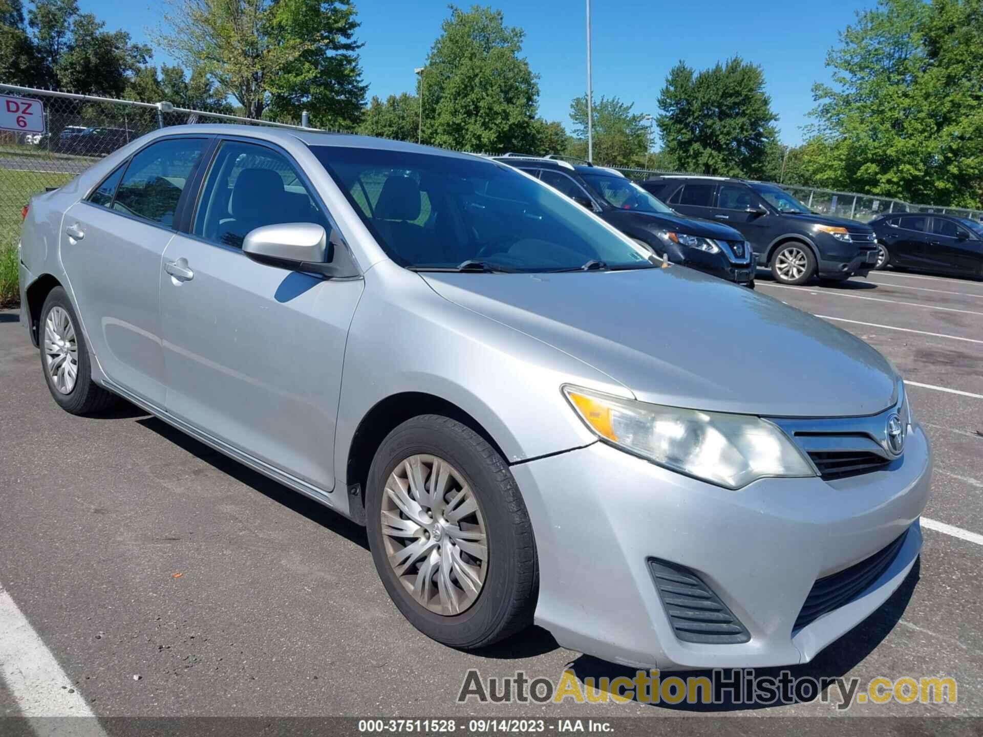 TOYOTA CAMRY L/LE/SE/XLE, 4T4BF1FK1DR277777