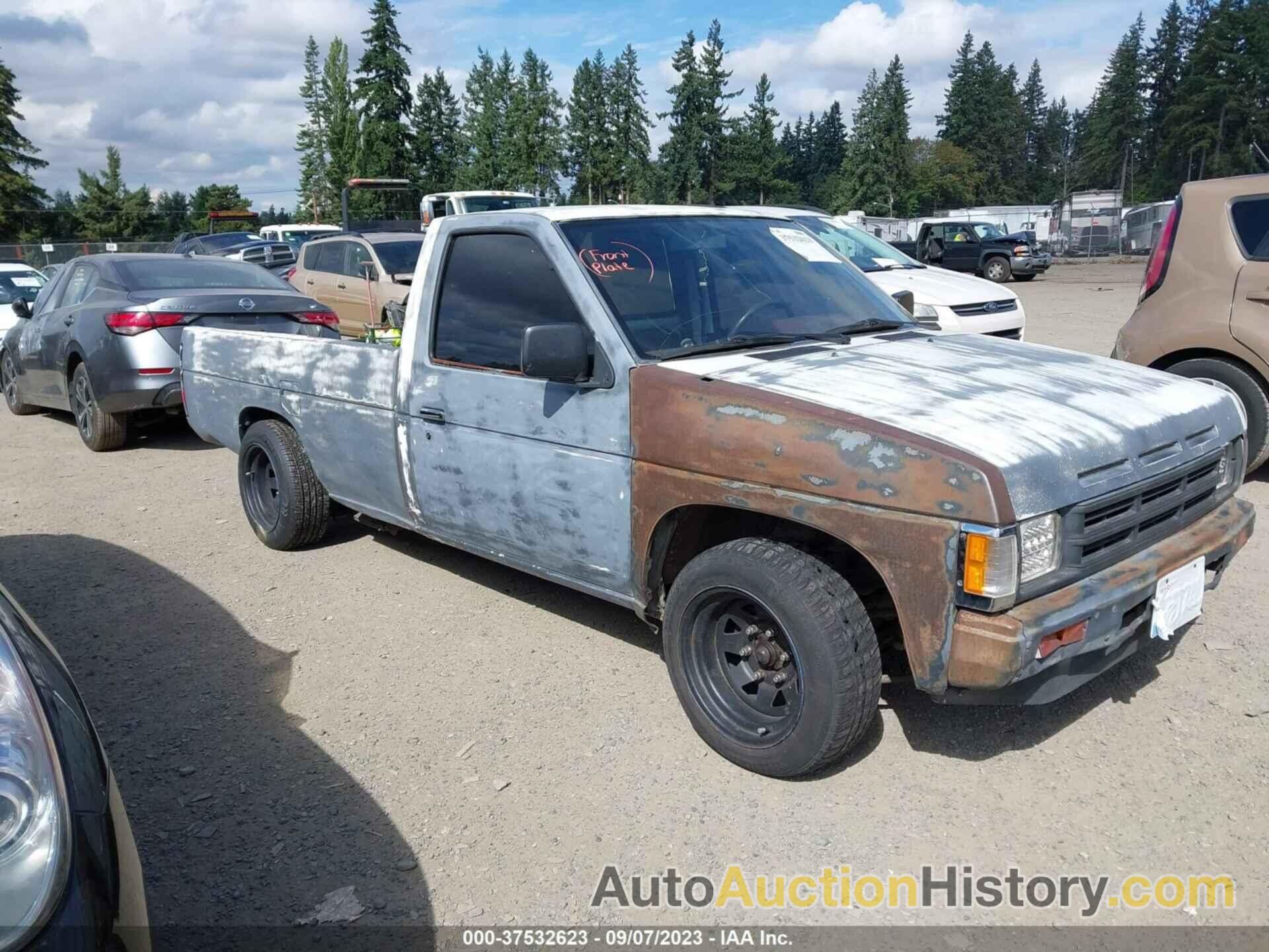 NISSAN TRUCK LONG WHEELBASE, 1N6HD12HXMC310724