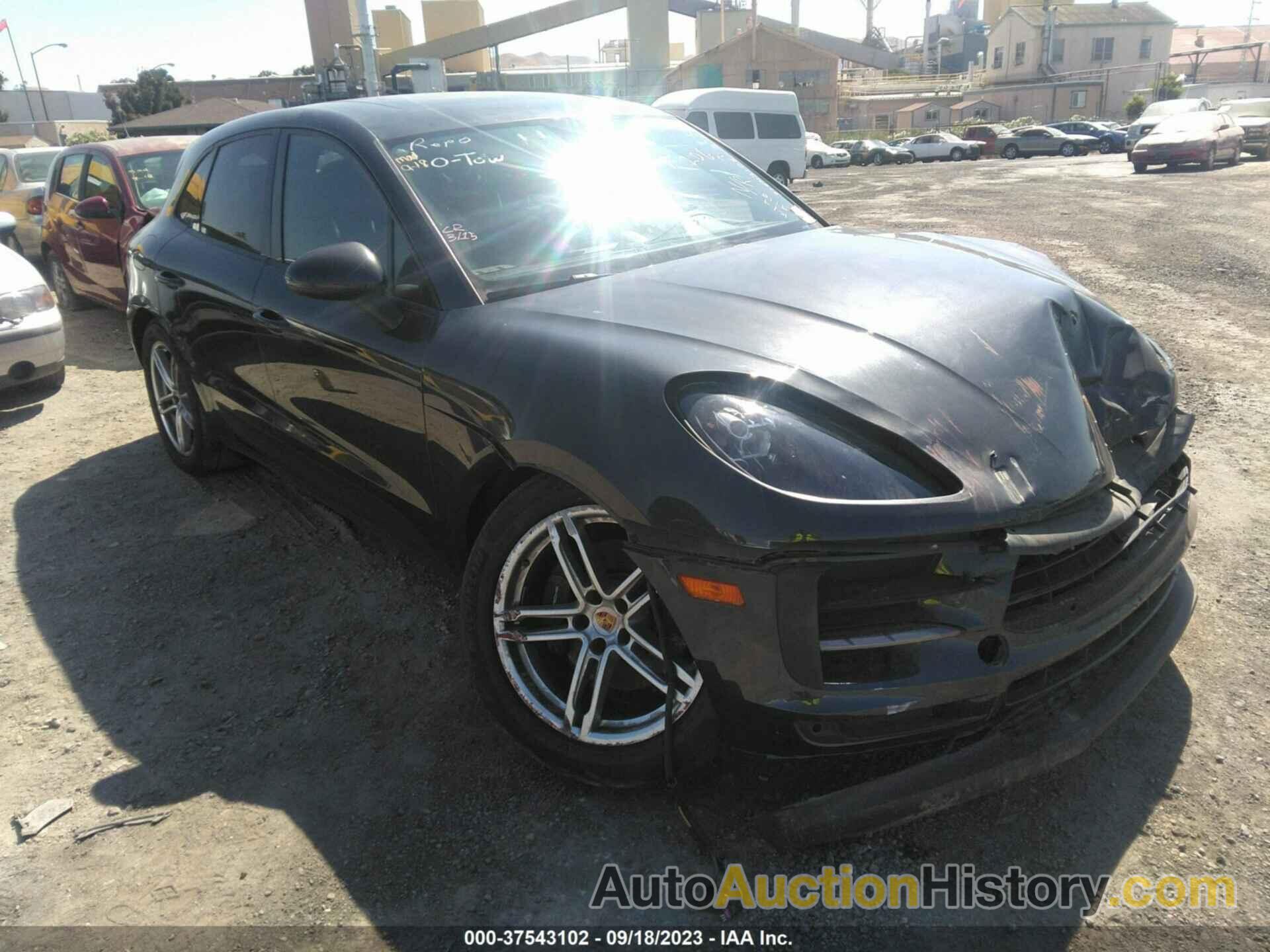 PORSCHE MACAN, WP1AA2A59LLB02843