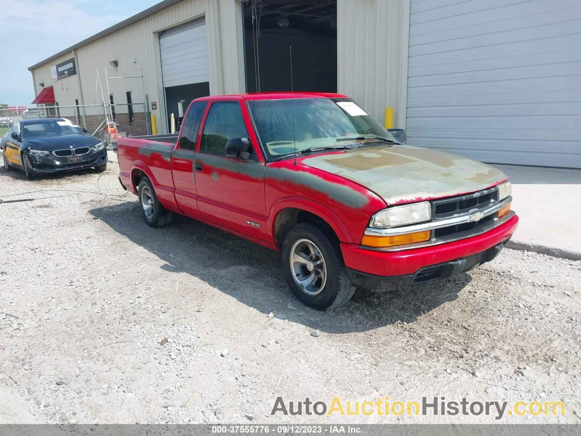 CHEVROLET S-10 LS, 1GCCS19W518160527