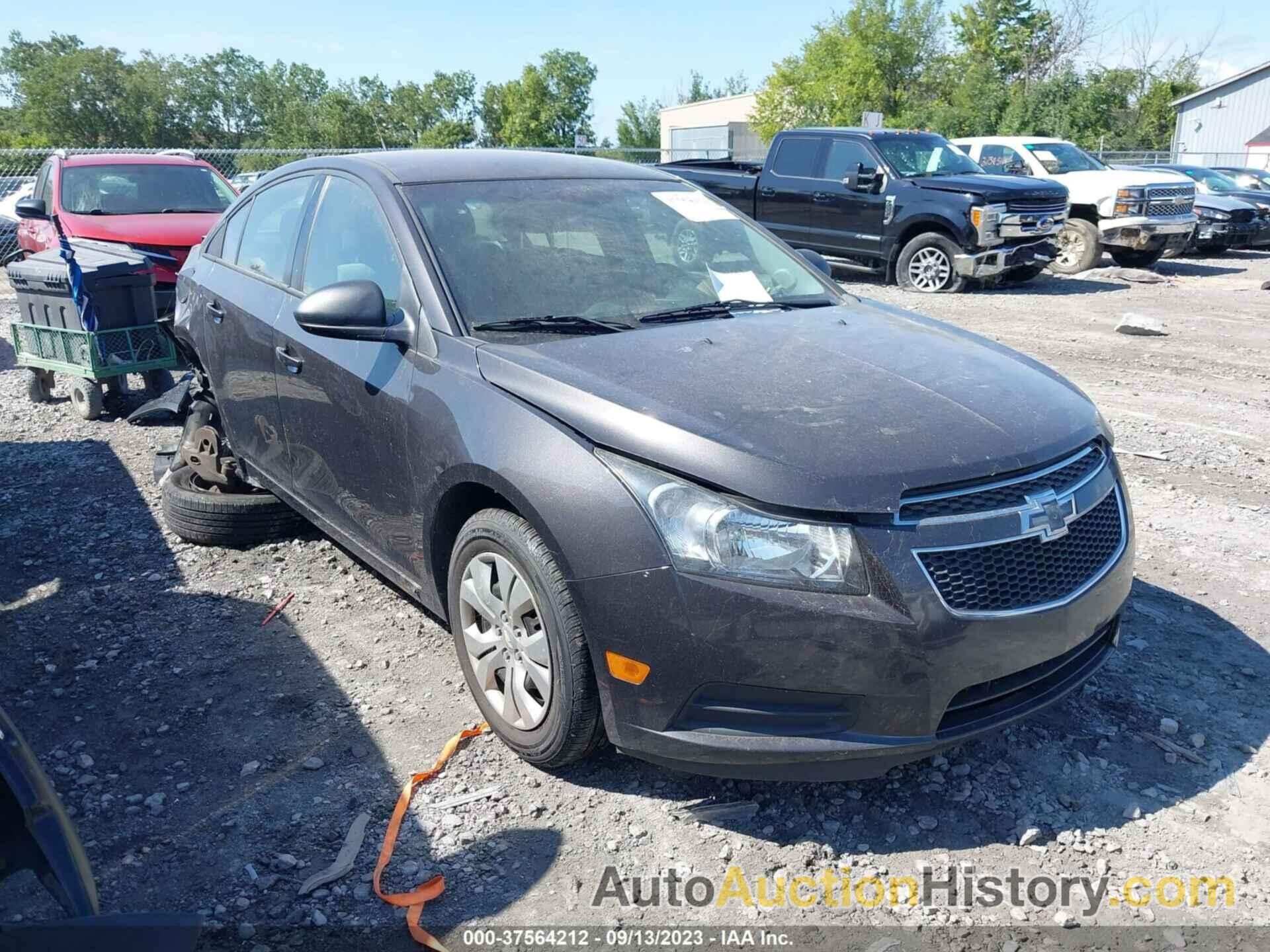 CHEVROLET CRUZE LS, 1G1PA5SG5E7188637