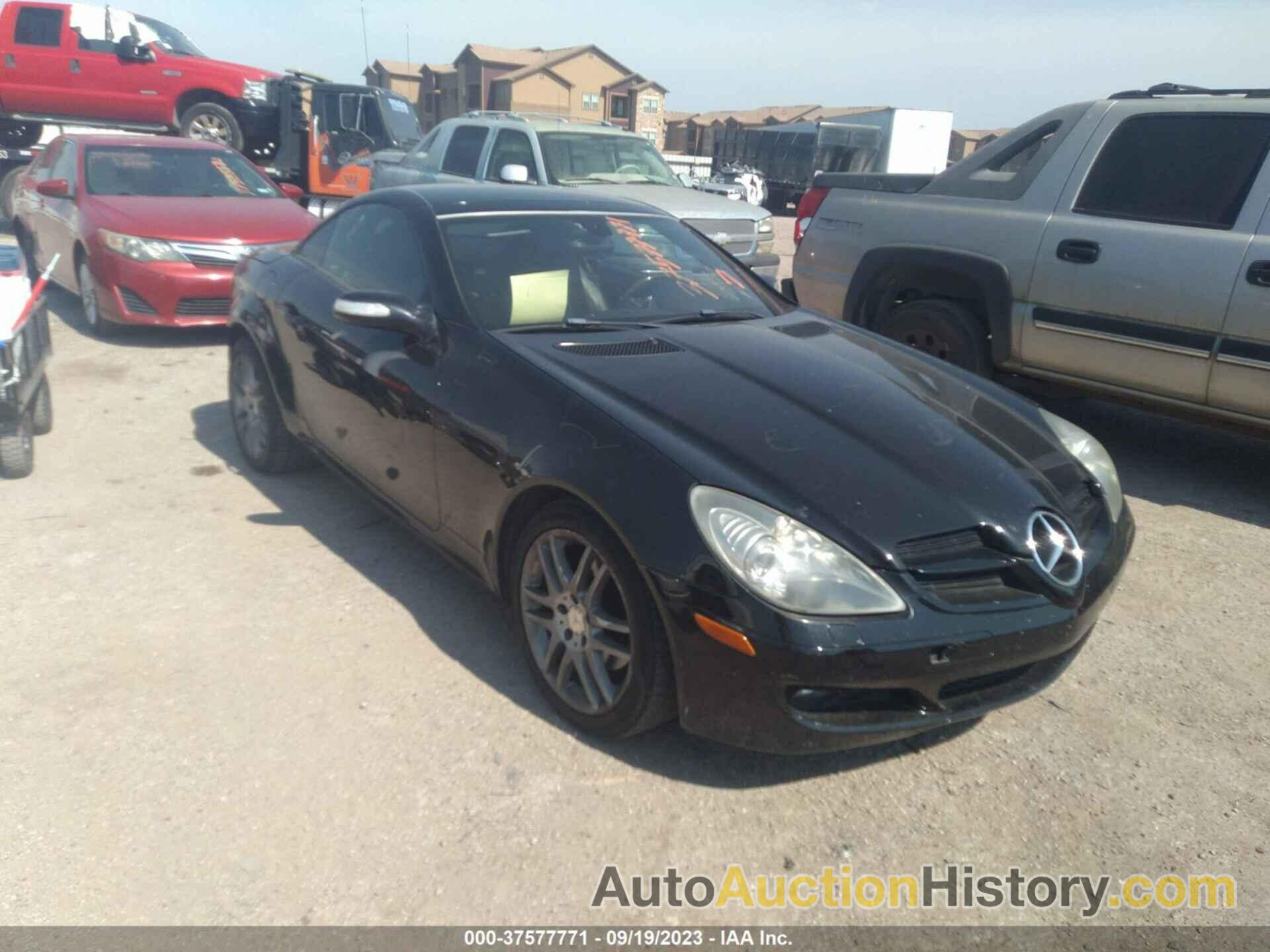 MERCEDES-BENZ SLK 280, WDBWK54F68F179197