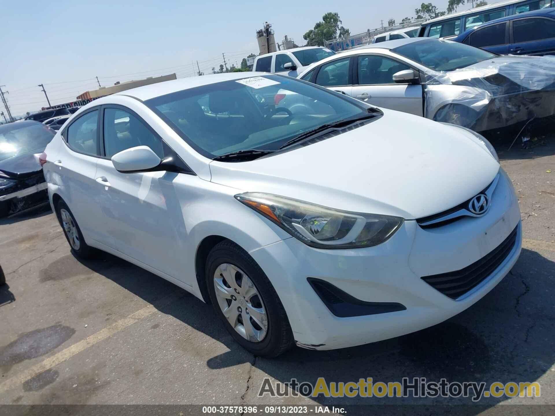 HYUNDAI ELANTRA SE, 5NPDH4AEXGH718552