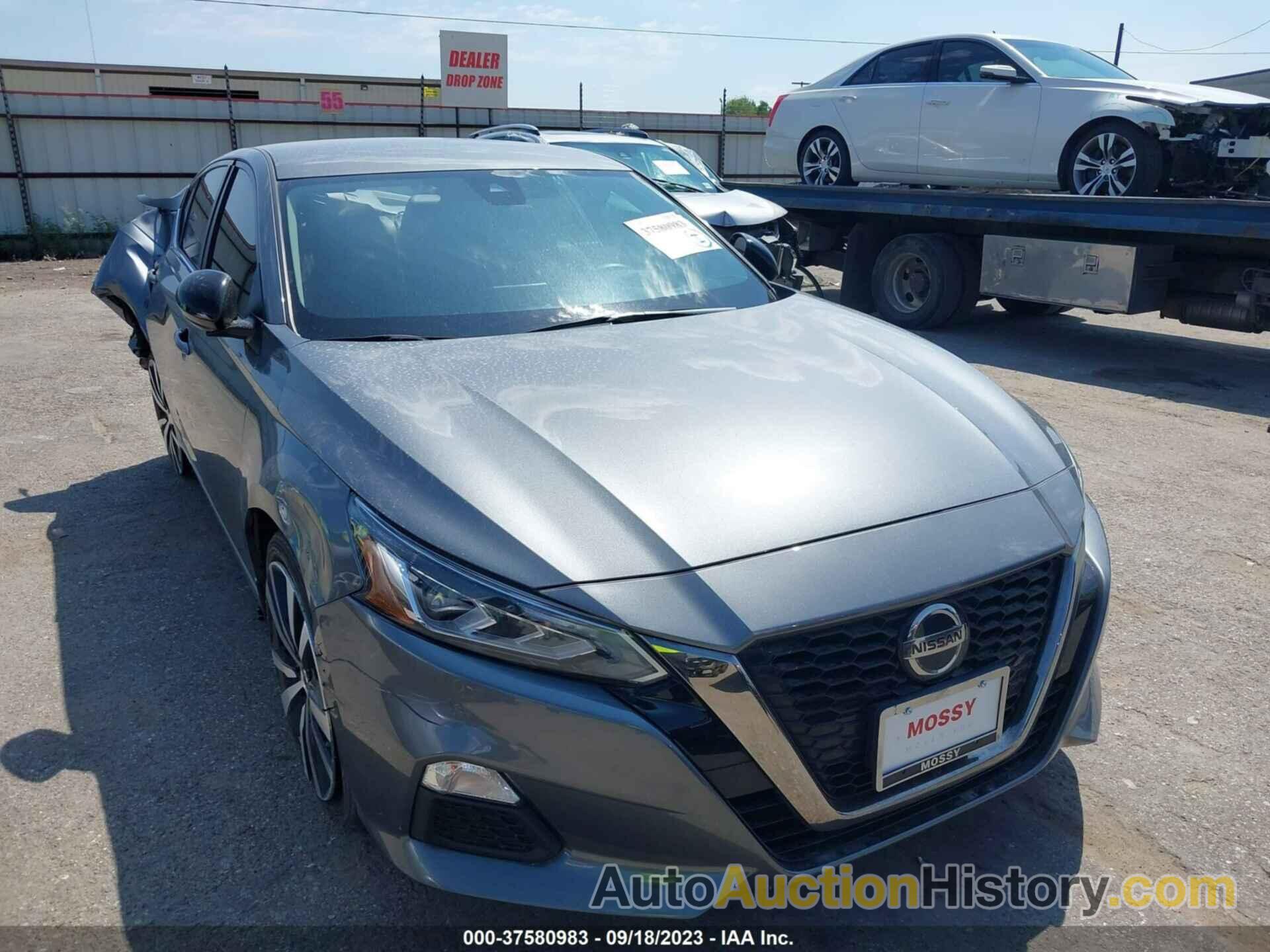 NISSAN ALTIMA SR FWD, 1N4BL4CVXLC282767