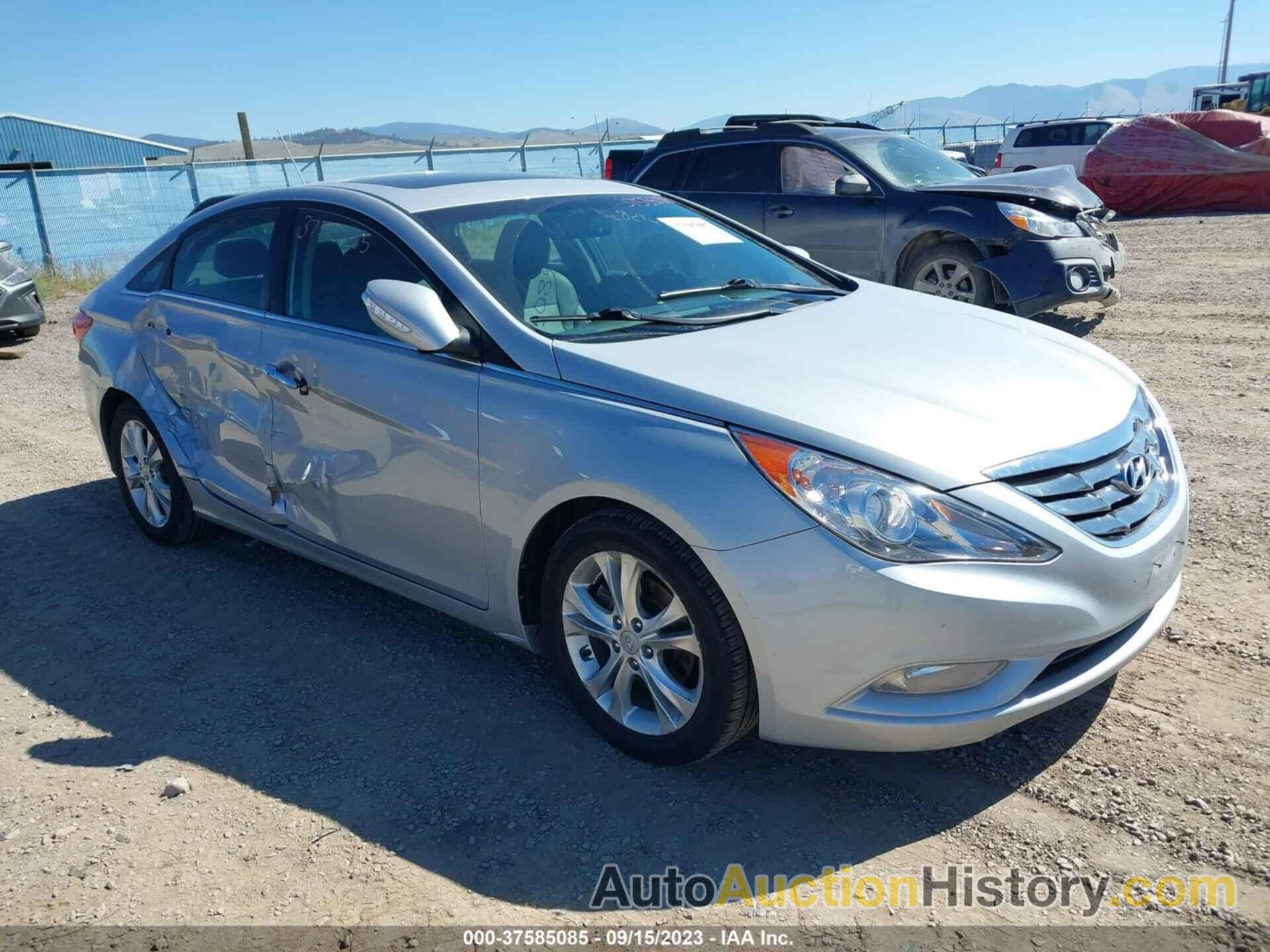 HYUNDAI SONATA LTD, 5NPEC4AC0BH002575