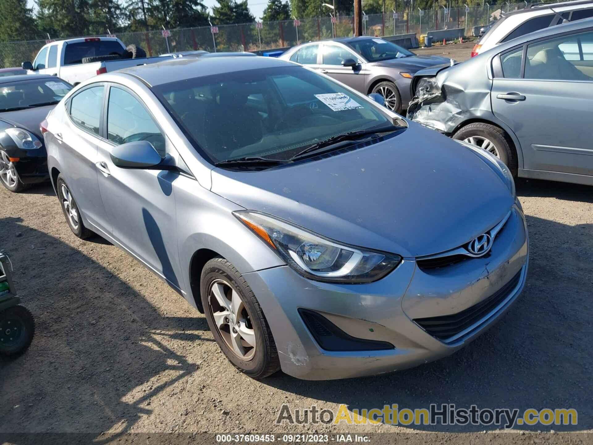 HYUNDAI ELANTRA SE, 5NPDH4AE5FH565125