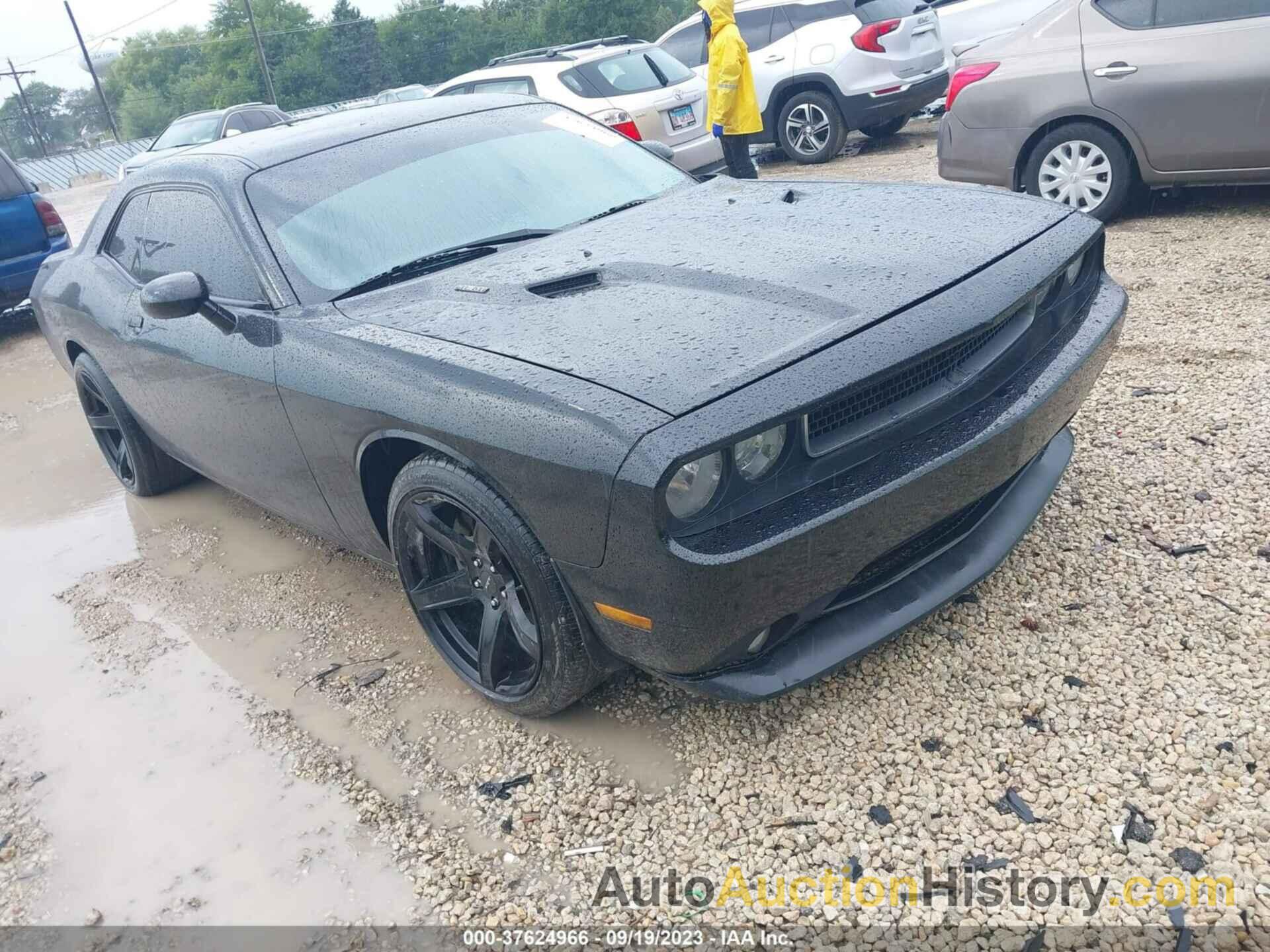 DODGE CHALLENGER R/T, 2C3CDYBTXEH311451