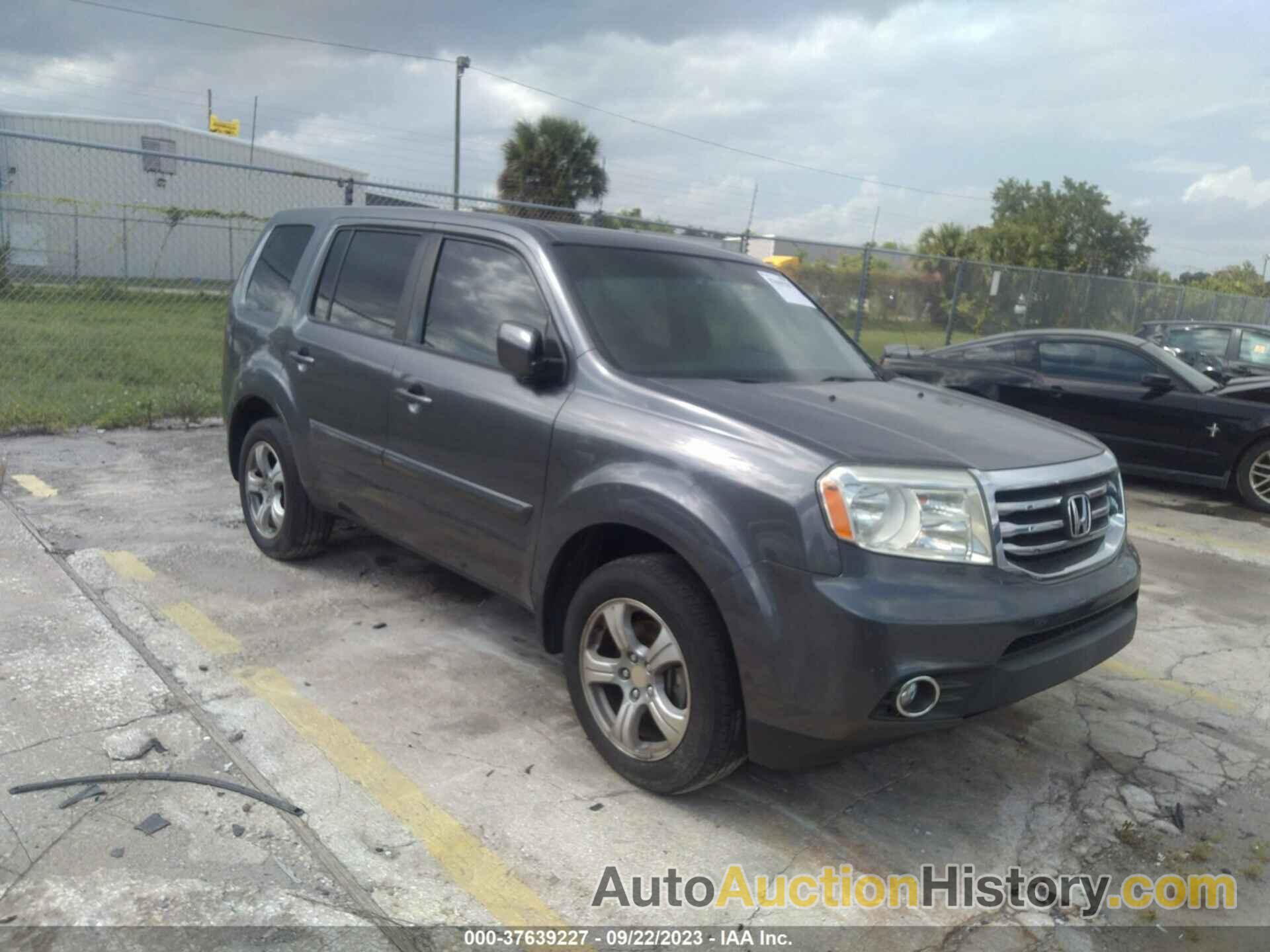 HONDA PILOT EX-L, 5FNYF3H5XFB012377