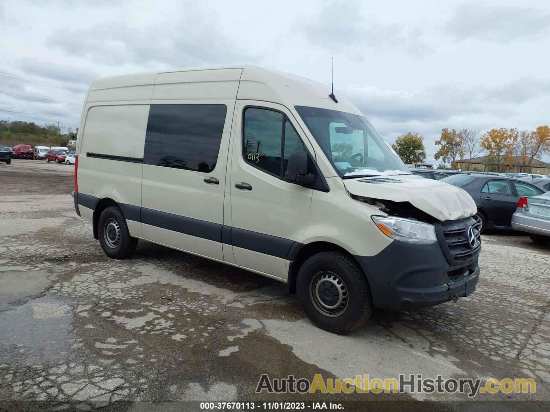 MERCEDES-BENZ SPRINTER VAN, W1W40BHY4PT142128