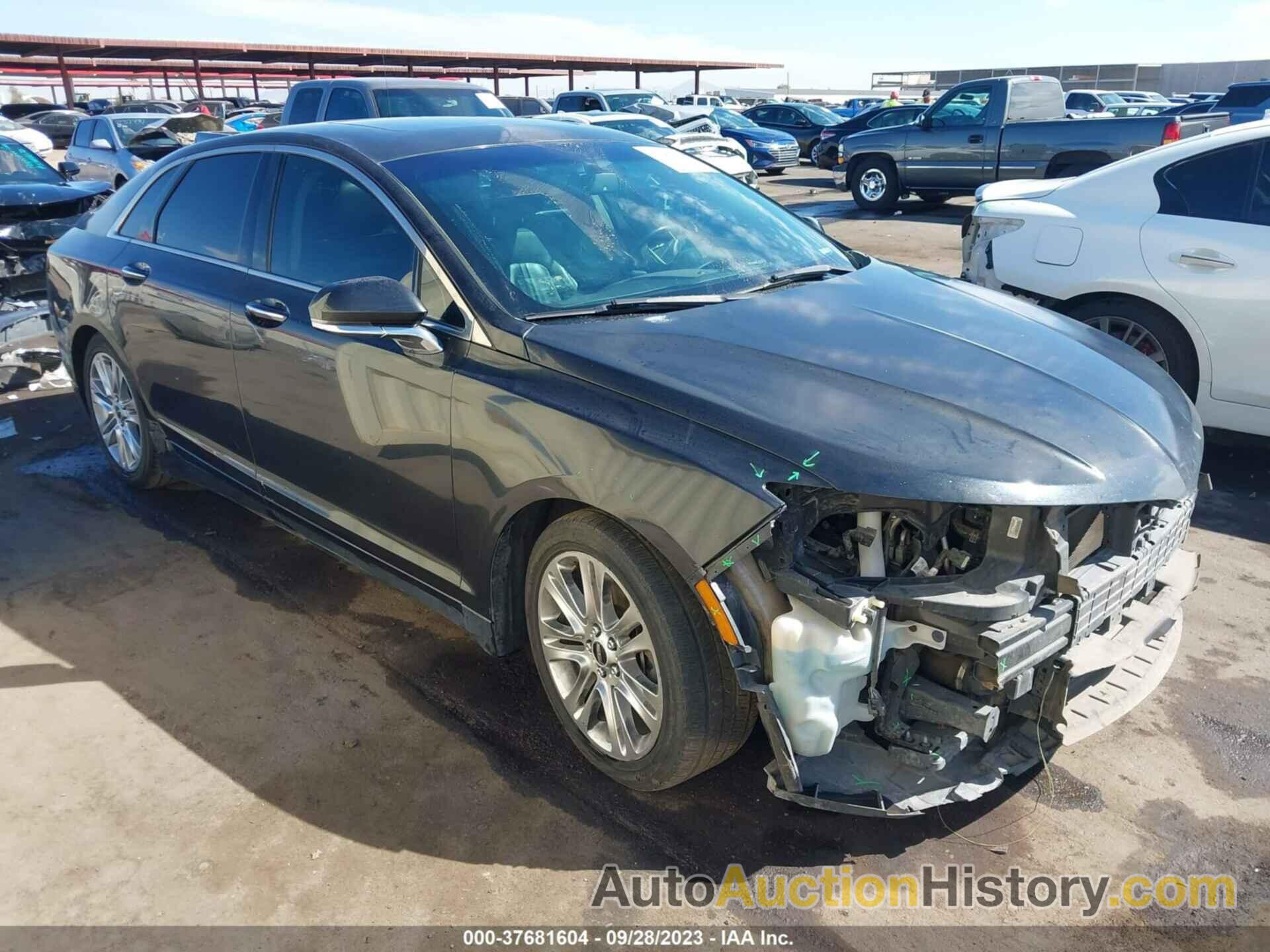 LINCOLN MKZ, 3LN6L2G9XFR616195