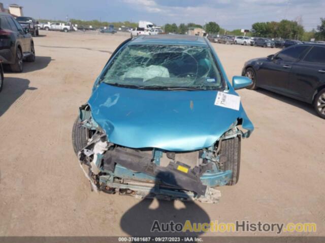 TOYOTA PRIUS C FOUR, JTDKDTB32D1045902