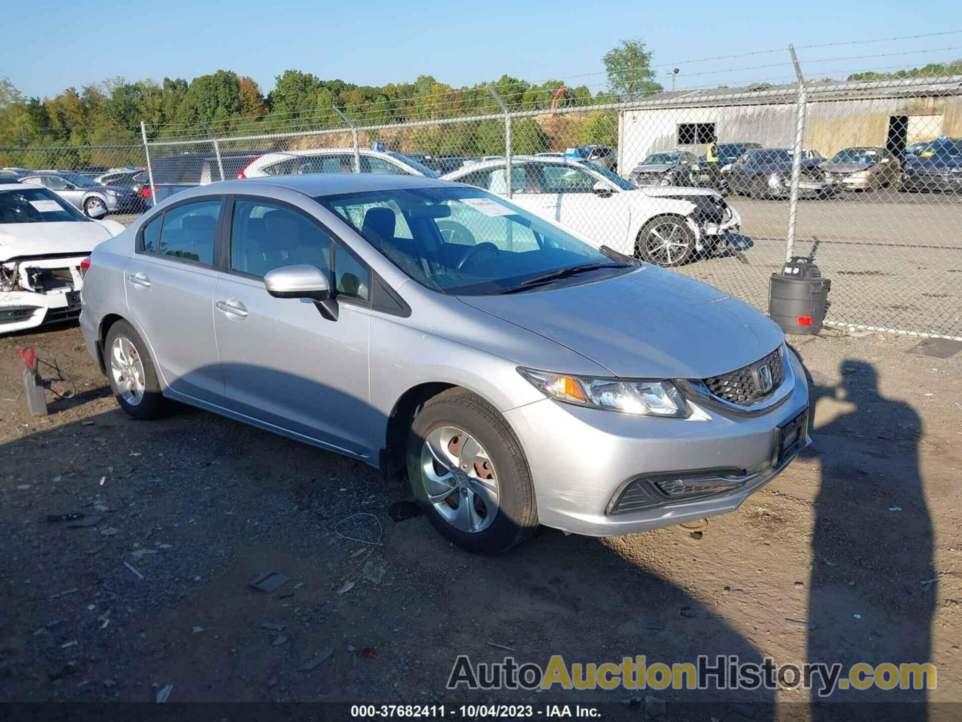 HONDA CIVIC SEDAN LX, 2HGFB2F55FH562775