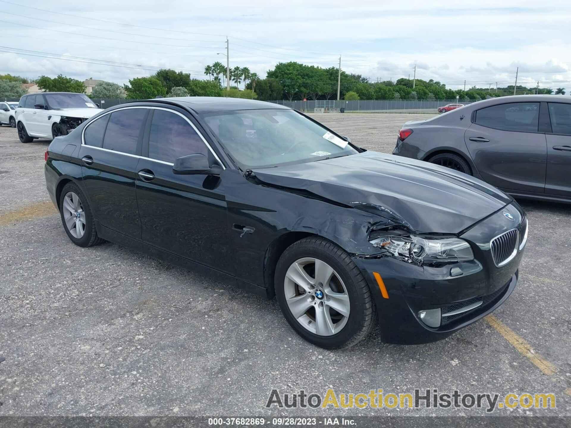 BMW 5 SERIES 528I, WBAXG5C5XDDY32763