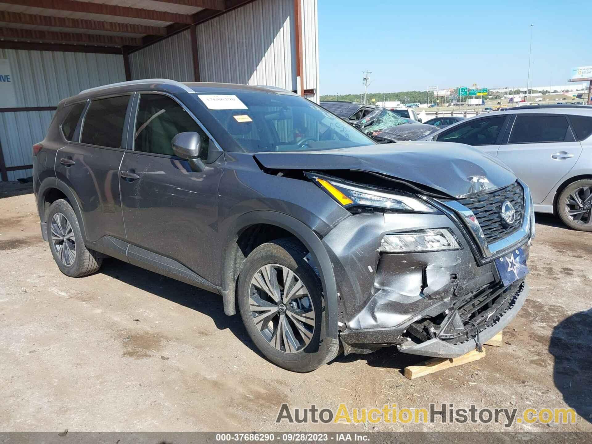 NISSAN ROGUE SV FWD, 5N1BT3BA8NC706190