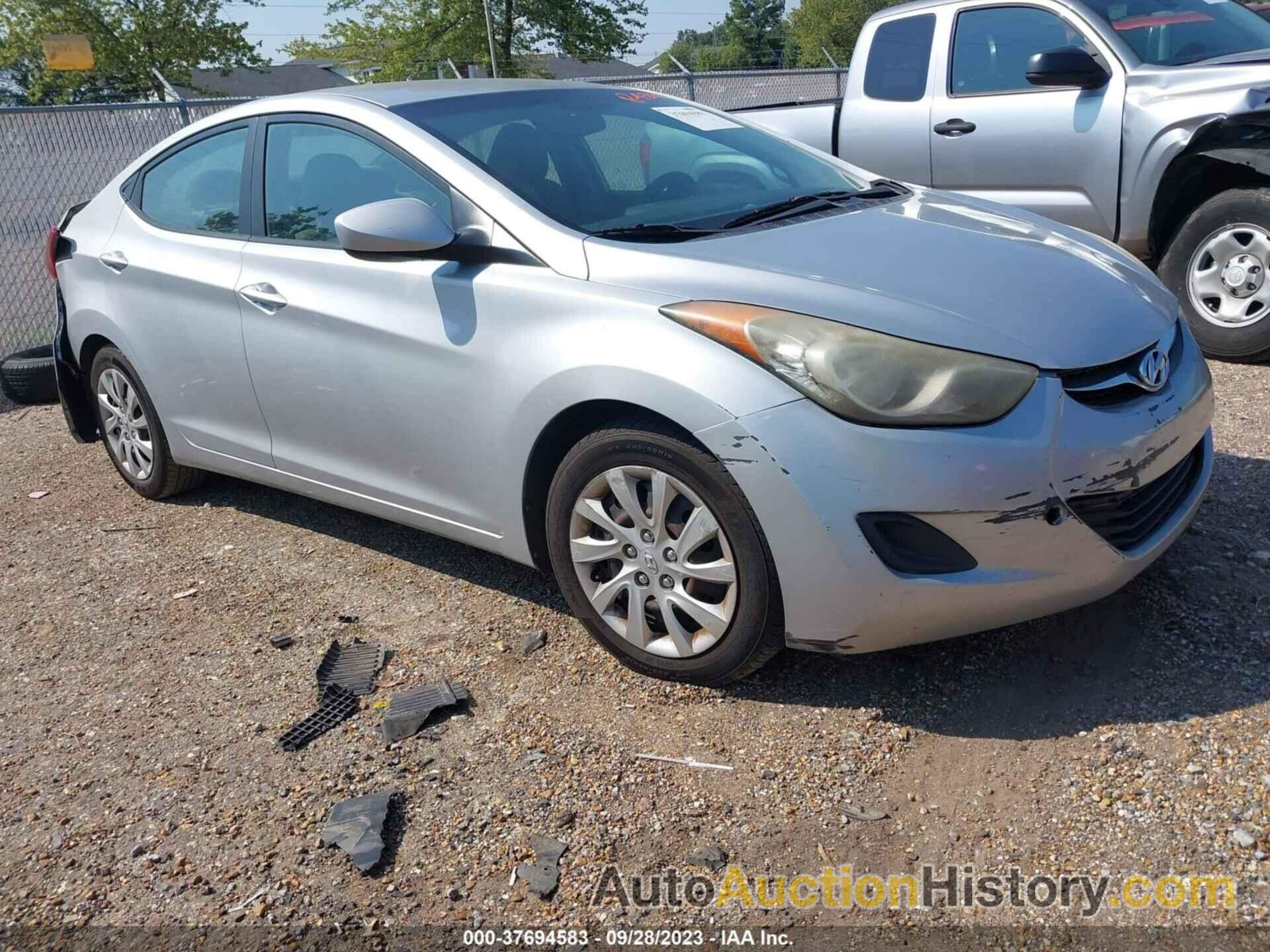 HYUNDAI ELANTRA GLS, 5NPDH4AE9BH059646