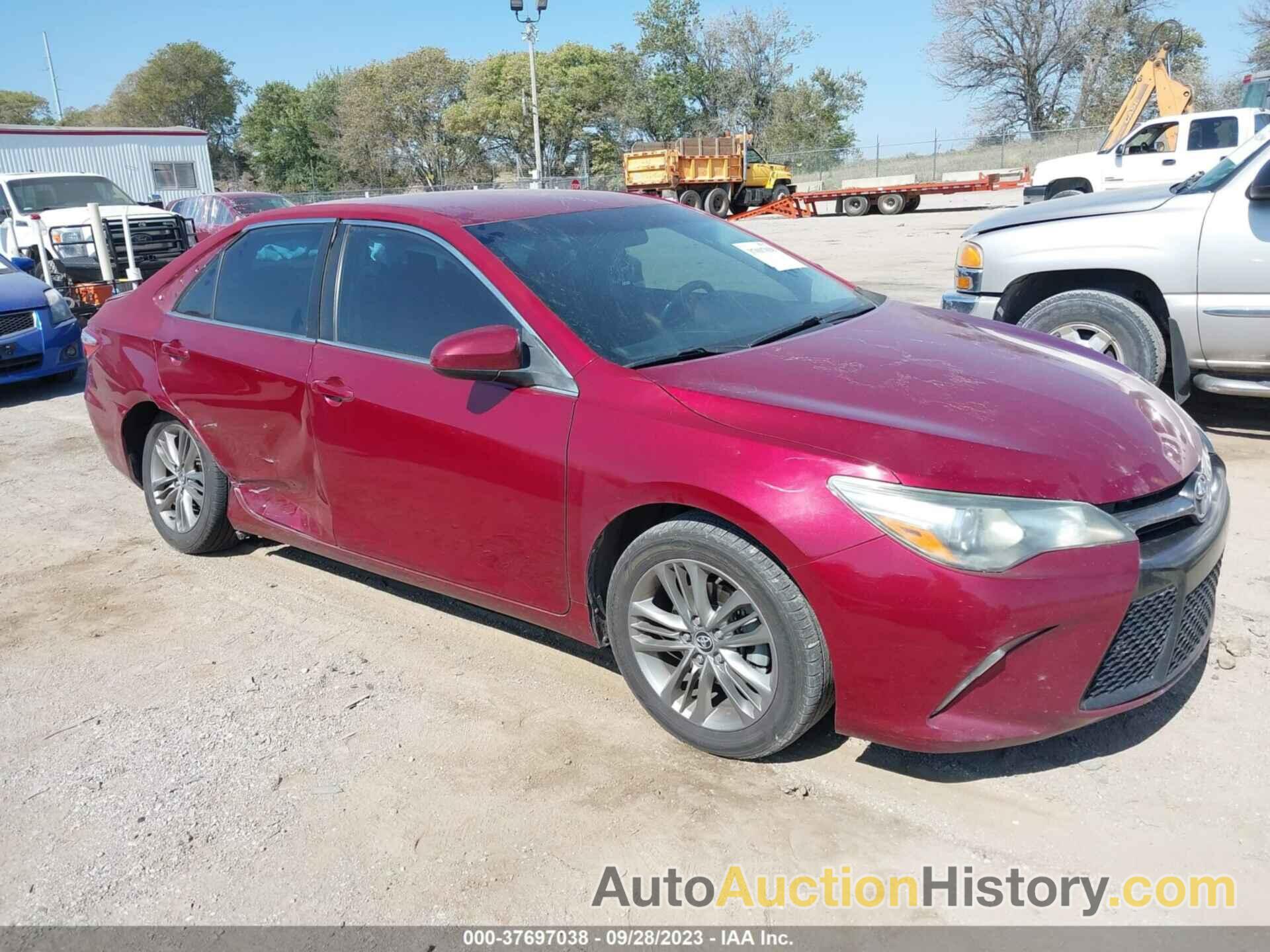 TOYOTA CAMRY SE, 4T1BF1FK5FU915560