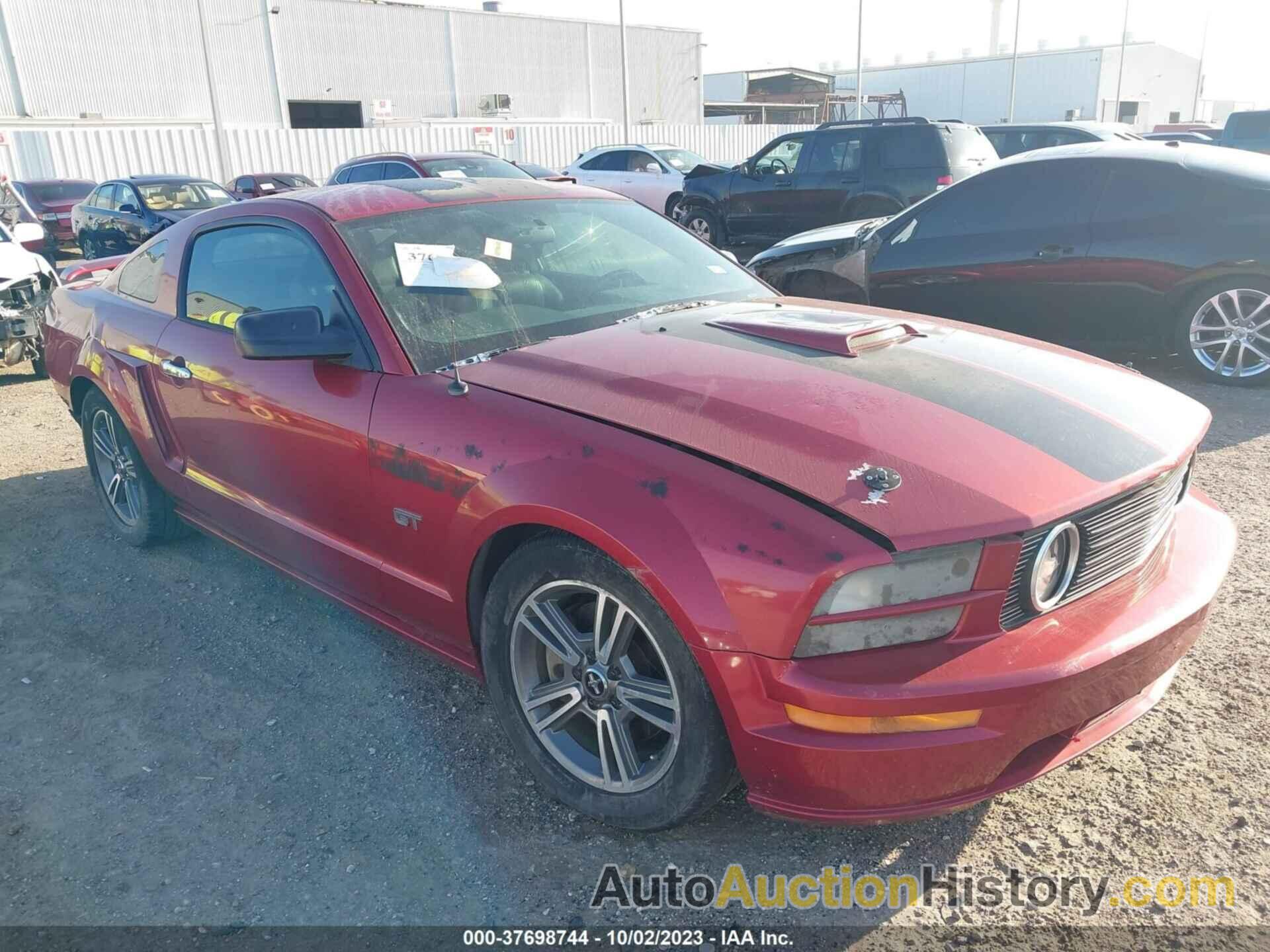 FORD MUSTANG GT, 1ZVHT82H175260297