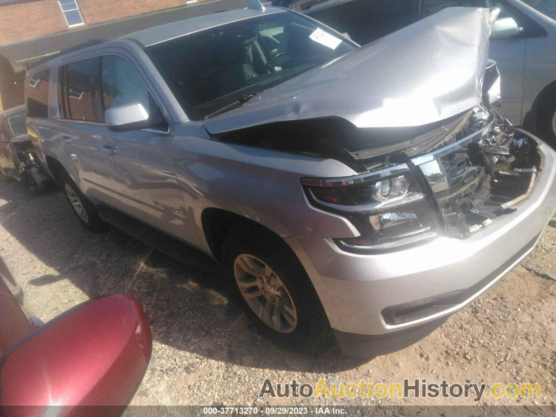 CHEVROLET SUBURBAN LT, 1GNSKHKC8HR217514